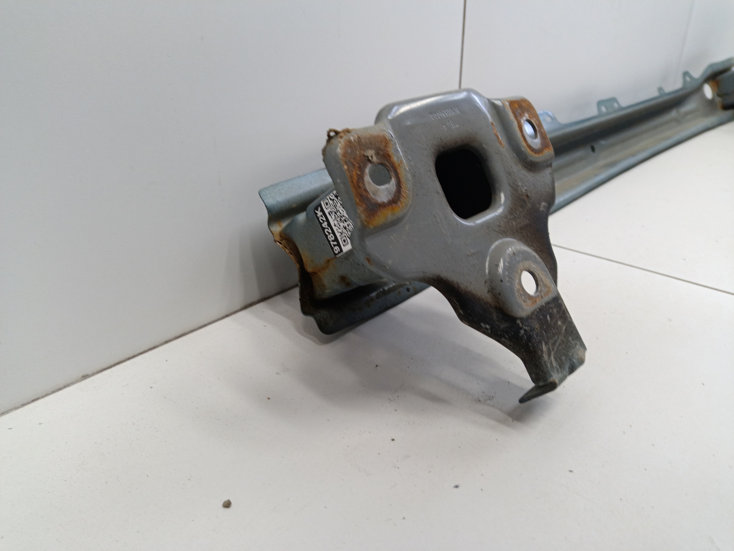 Усилитель заднего бампера Jaecoo J7