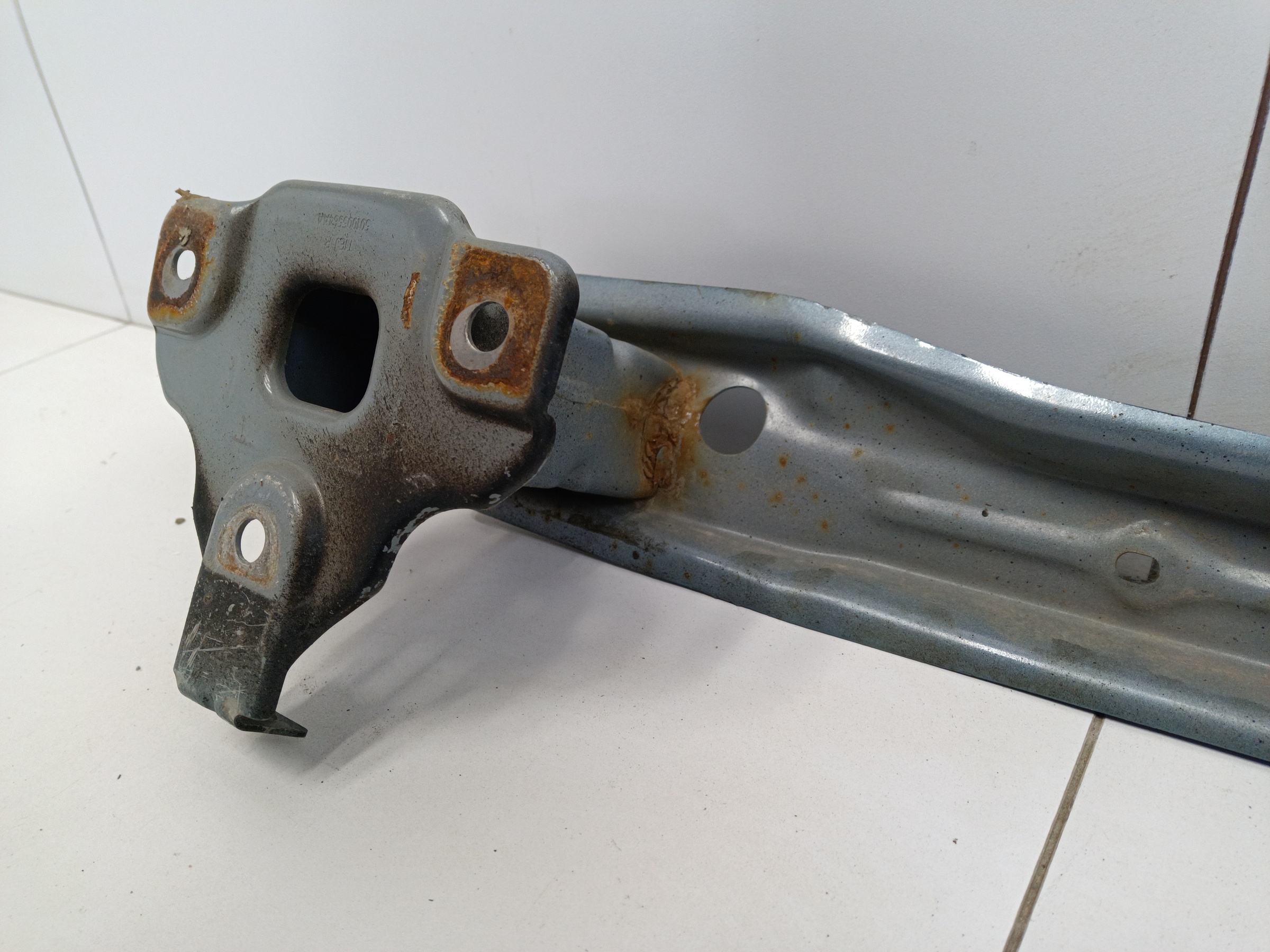 Усилитель заднего бампера Jaecoo J7