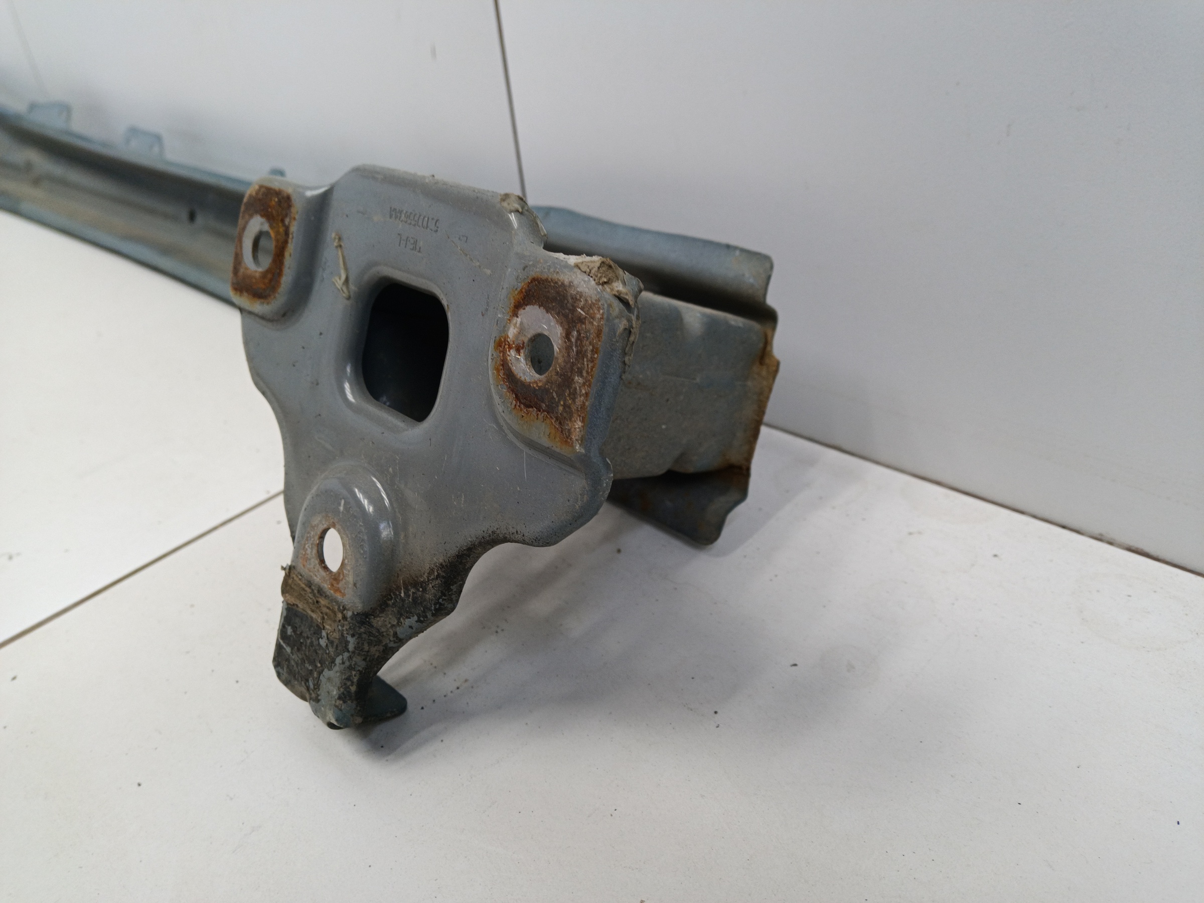 Усилитель заднего бампера Jaecoo J7