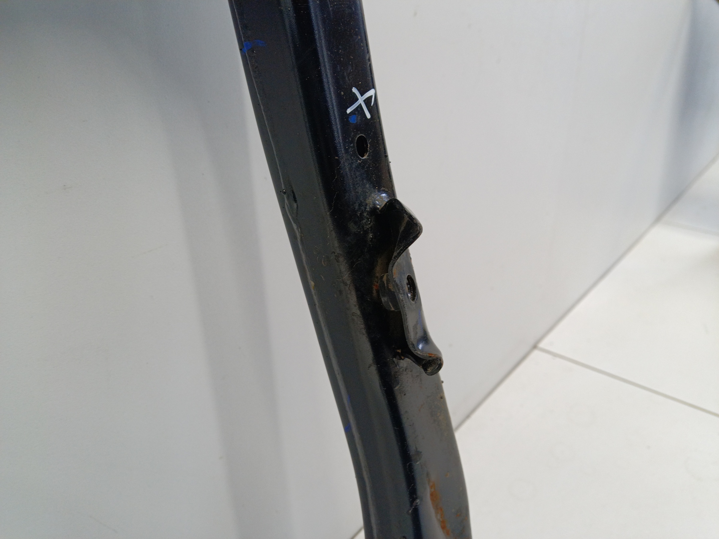 Балка поперечная передняя Geely Monjaro