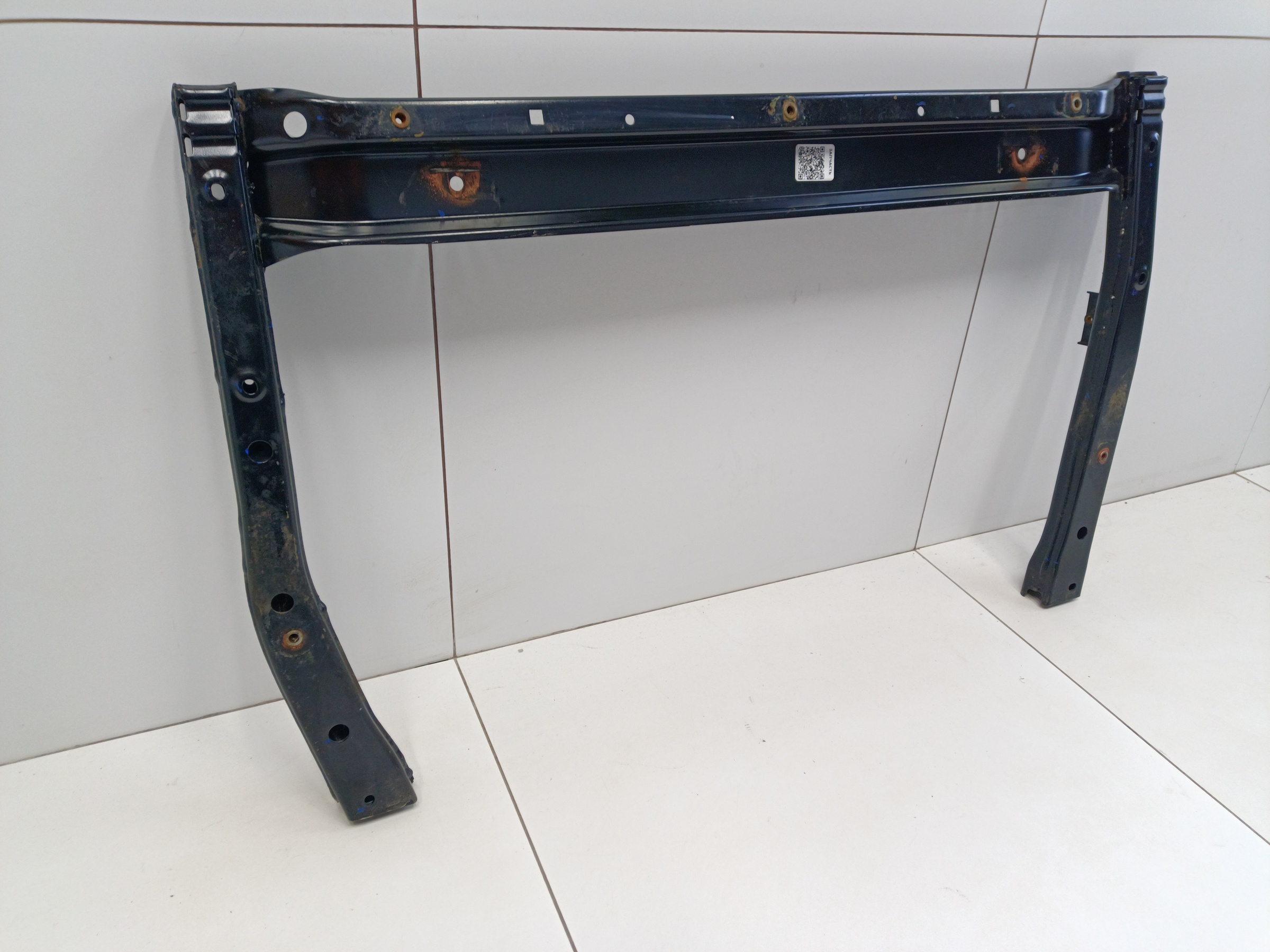 Балка поперечная передняя Geely Monjaro