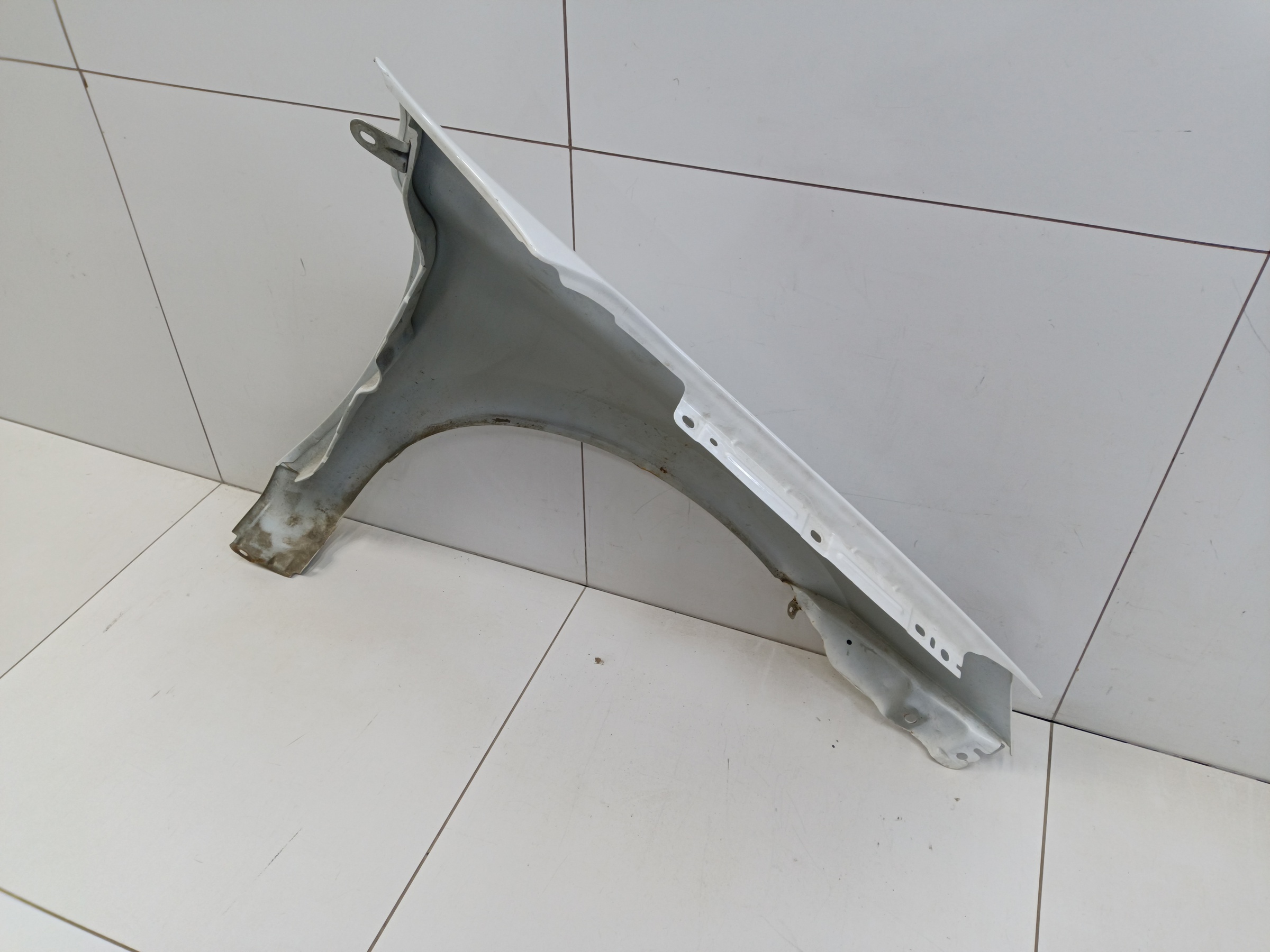 Крыло переднее левое Lada Granta 1 Restail без повторителя