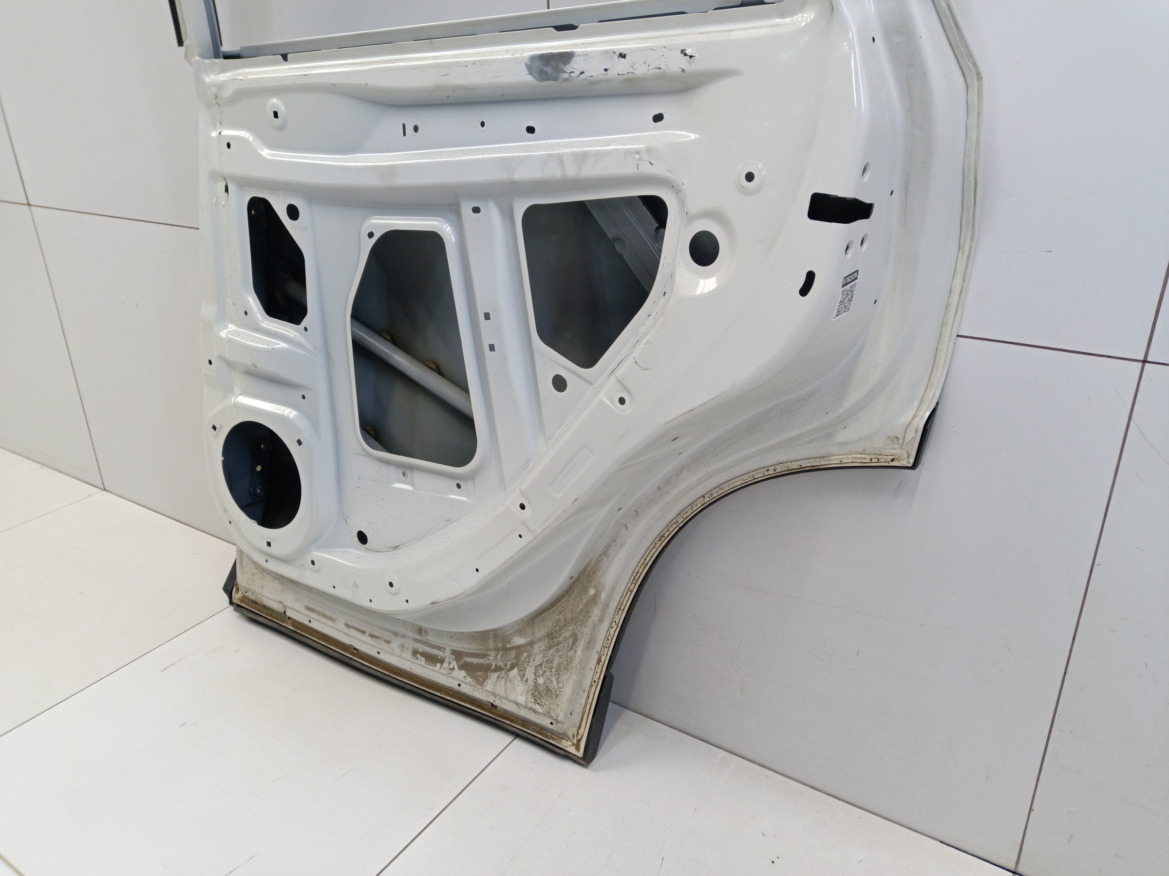 Дверь задняя правая Subaru Forester 5 SK