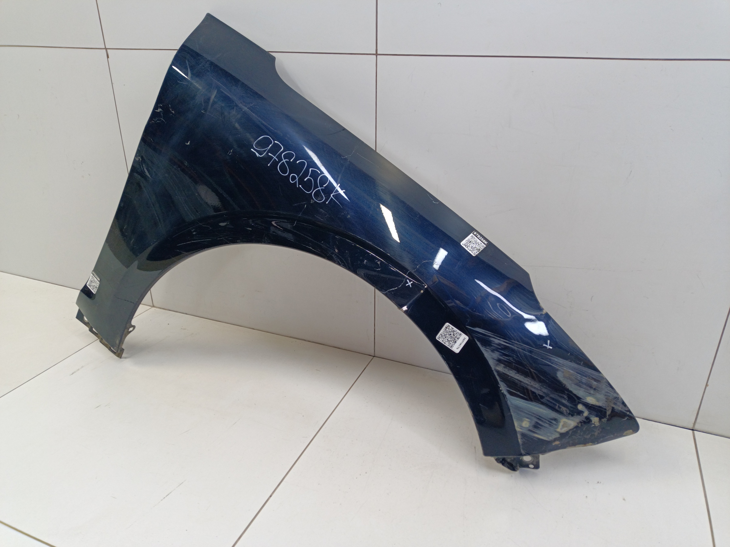 Крыло переднее правое Kia K5 3 без повторителя