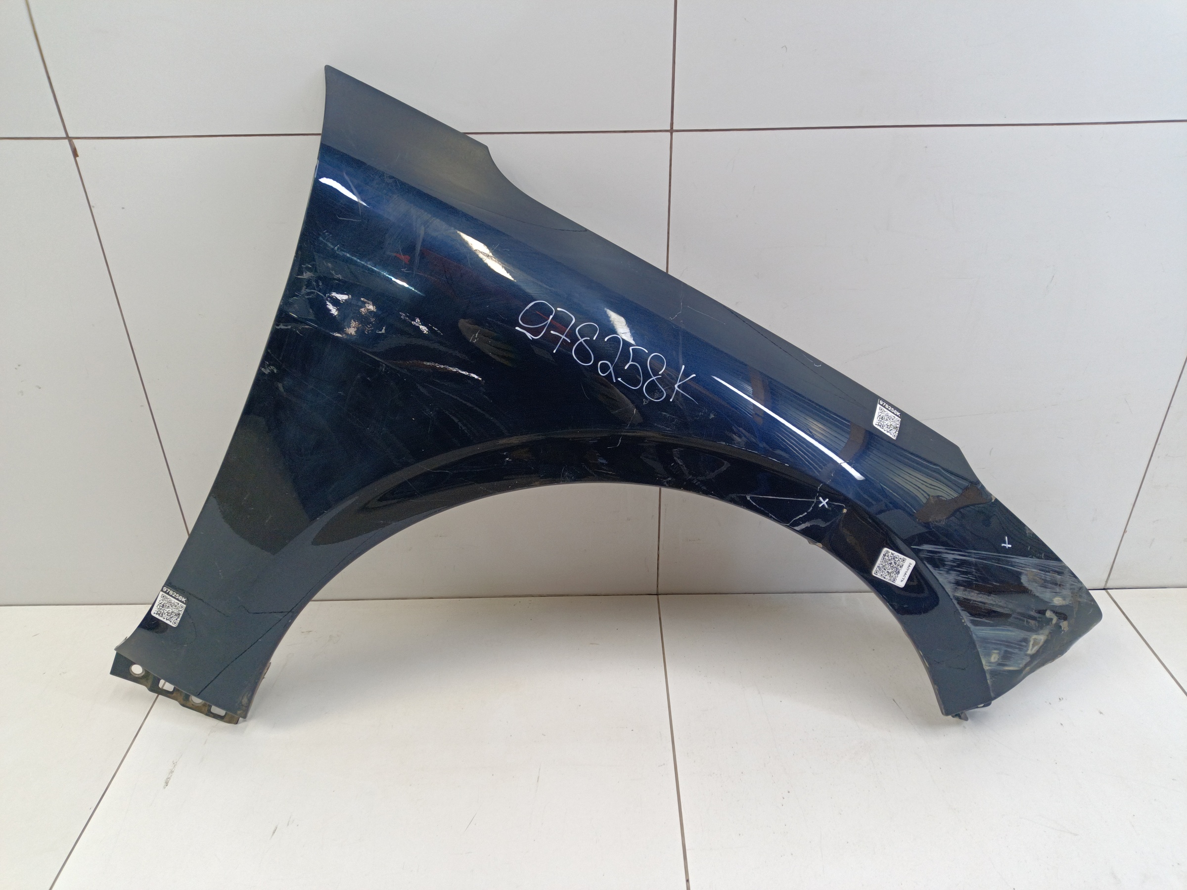 Крыло переднее правое Kia K5 3 без повторителя