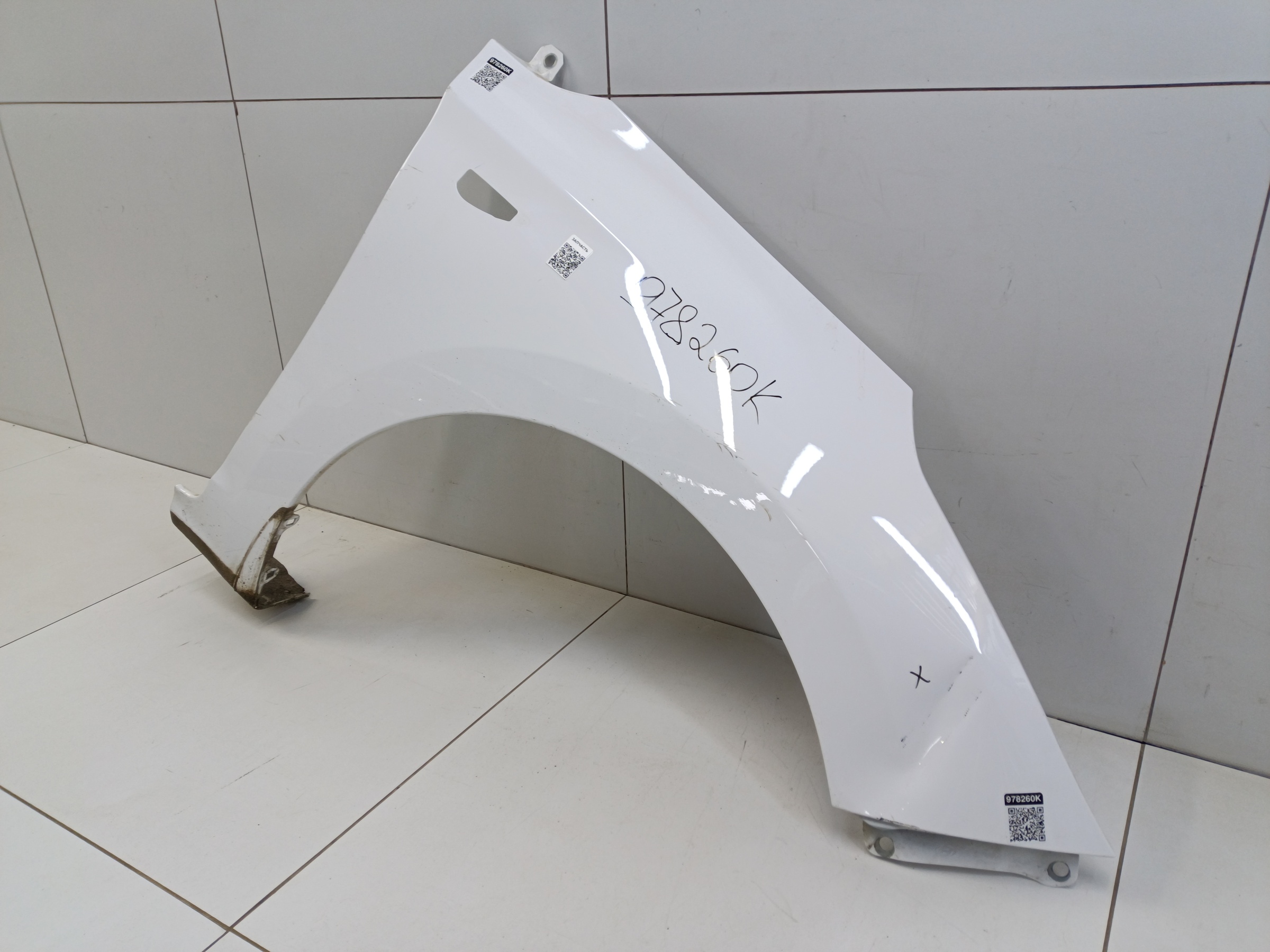 Крыло переднее правое Hyundai Solaris 2 под повторитель