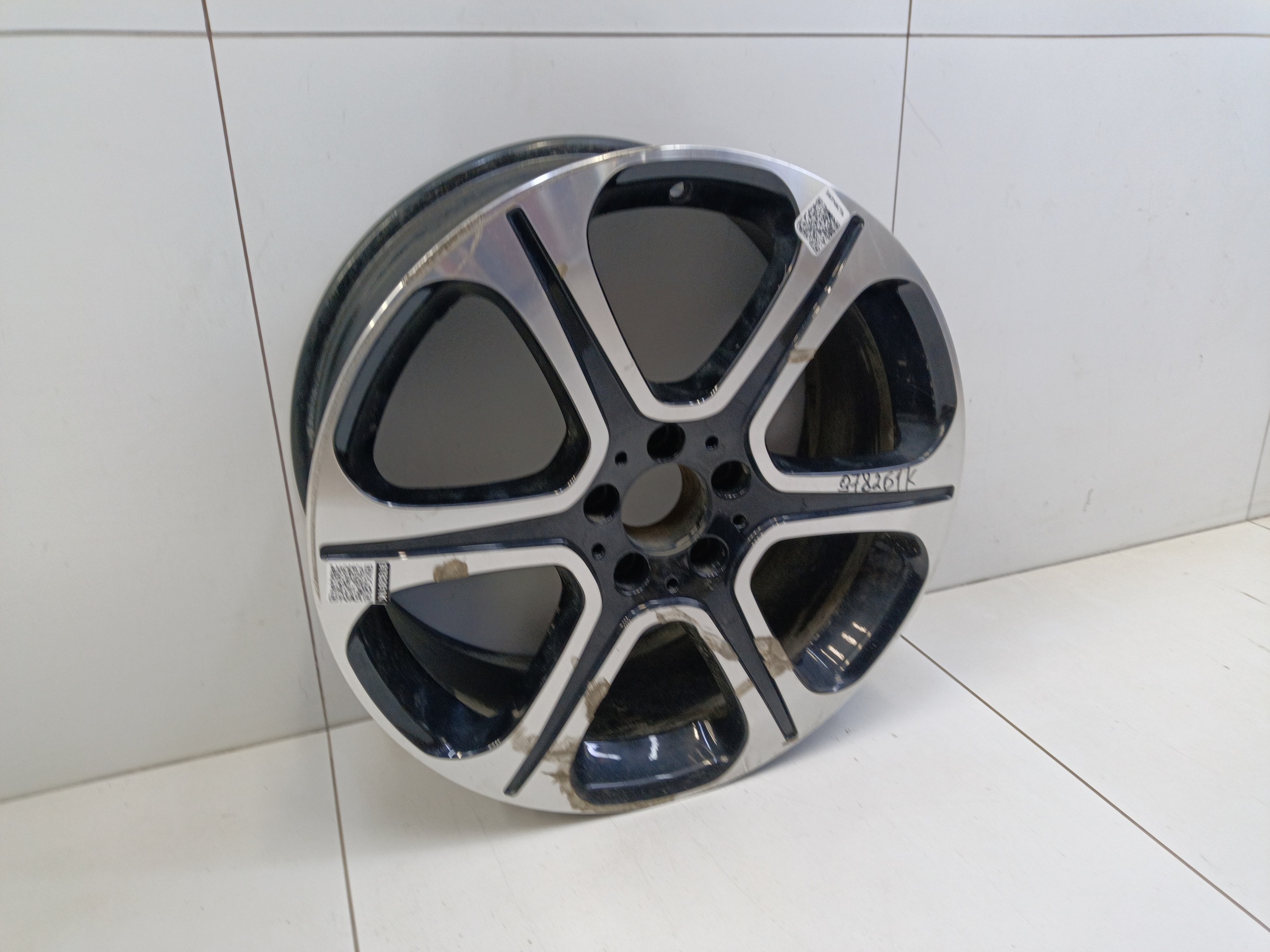 Диск колеса литой Mercedes Benz E-Klasse W213 R19