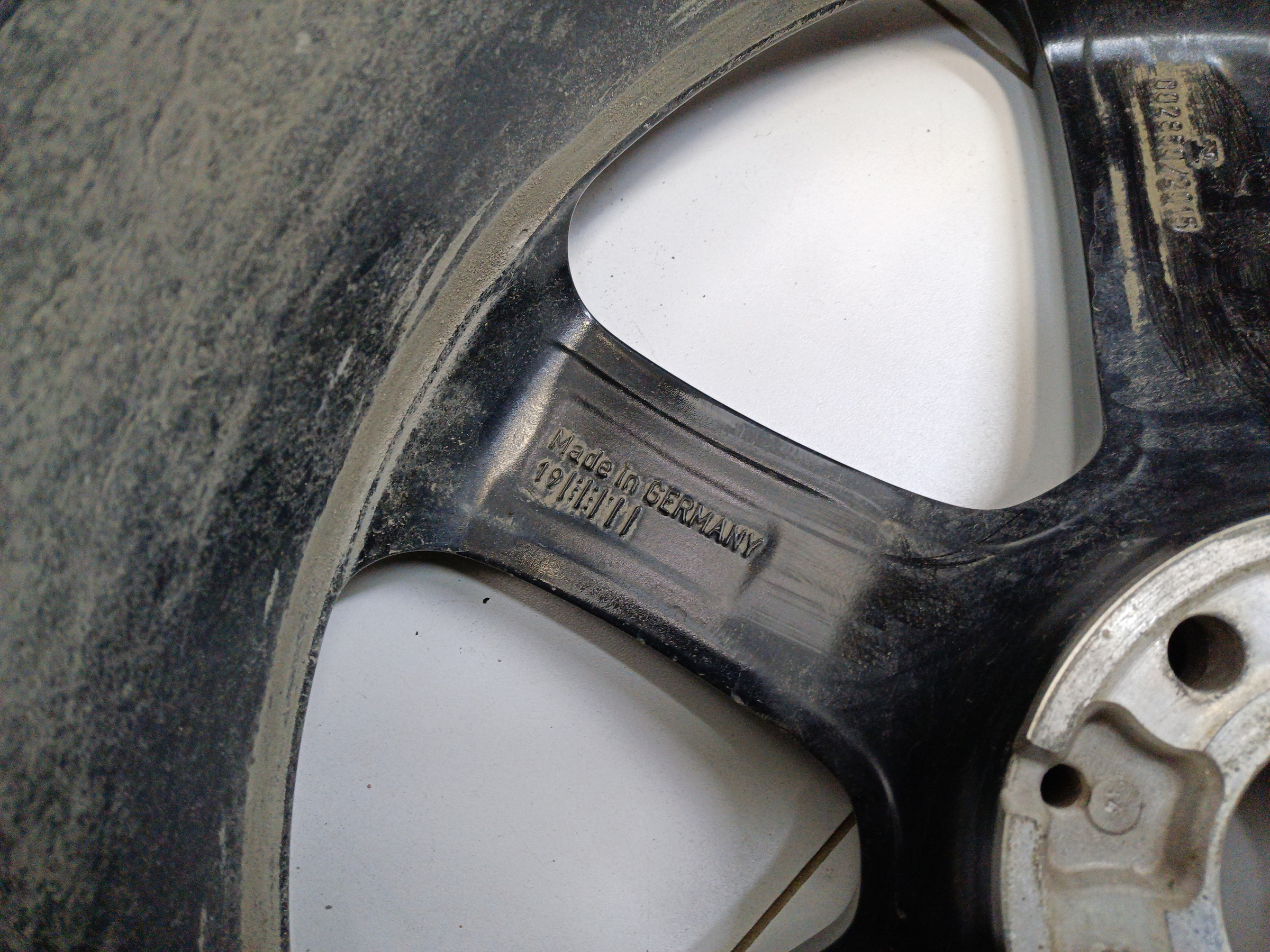 Диск колеса литой Mercedes Benz E-Klasse W213 R19