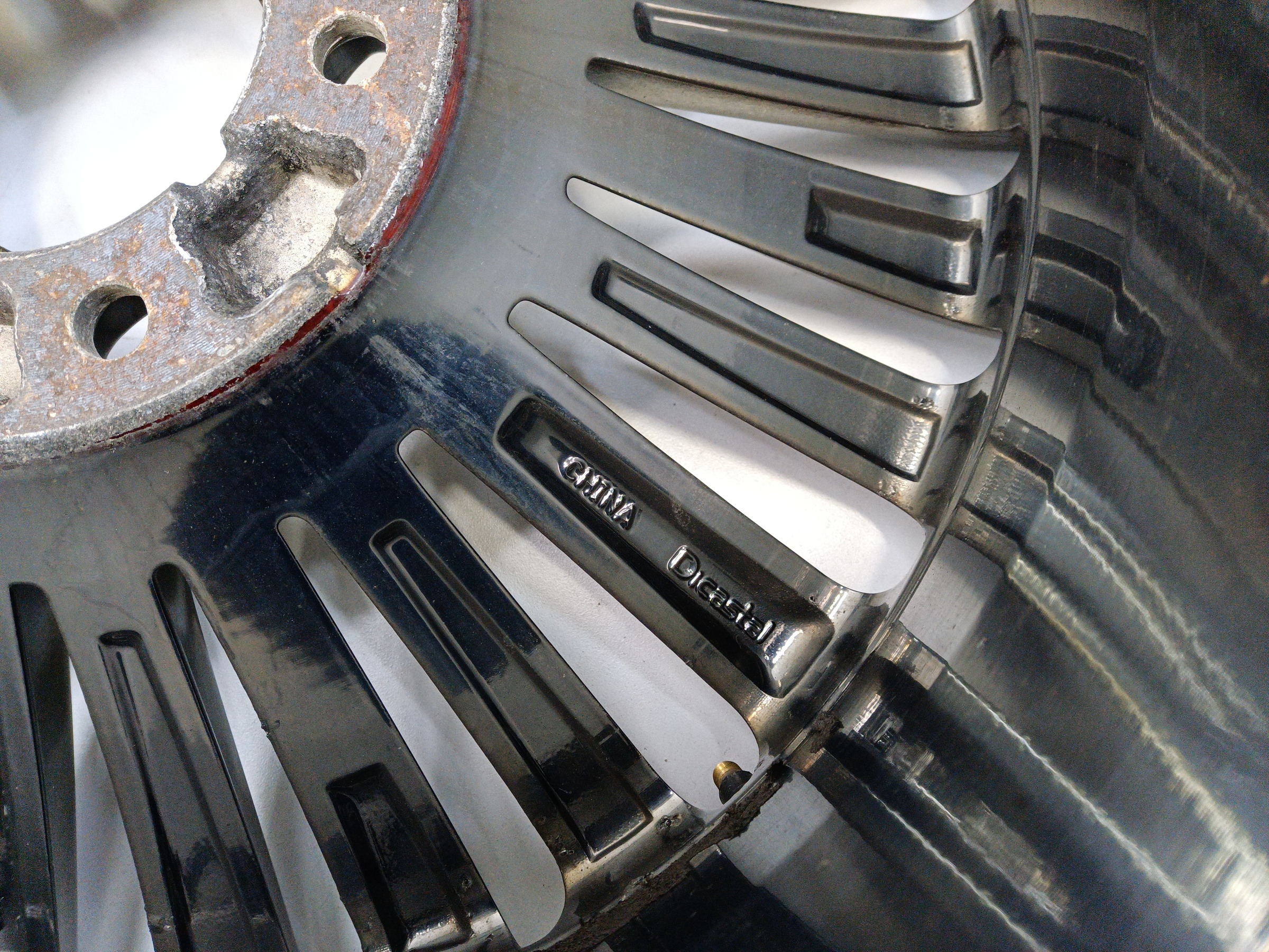 Диск колеса литой Tank 500 R19