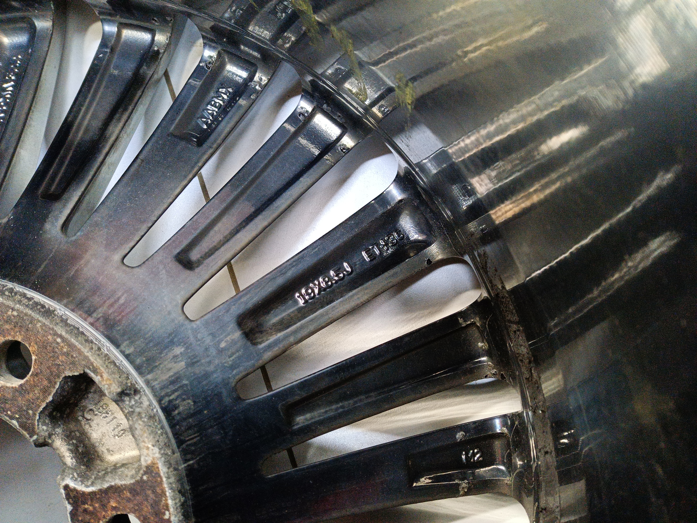 Диск колеса литой Tank 500 R19