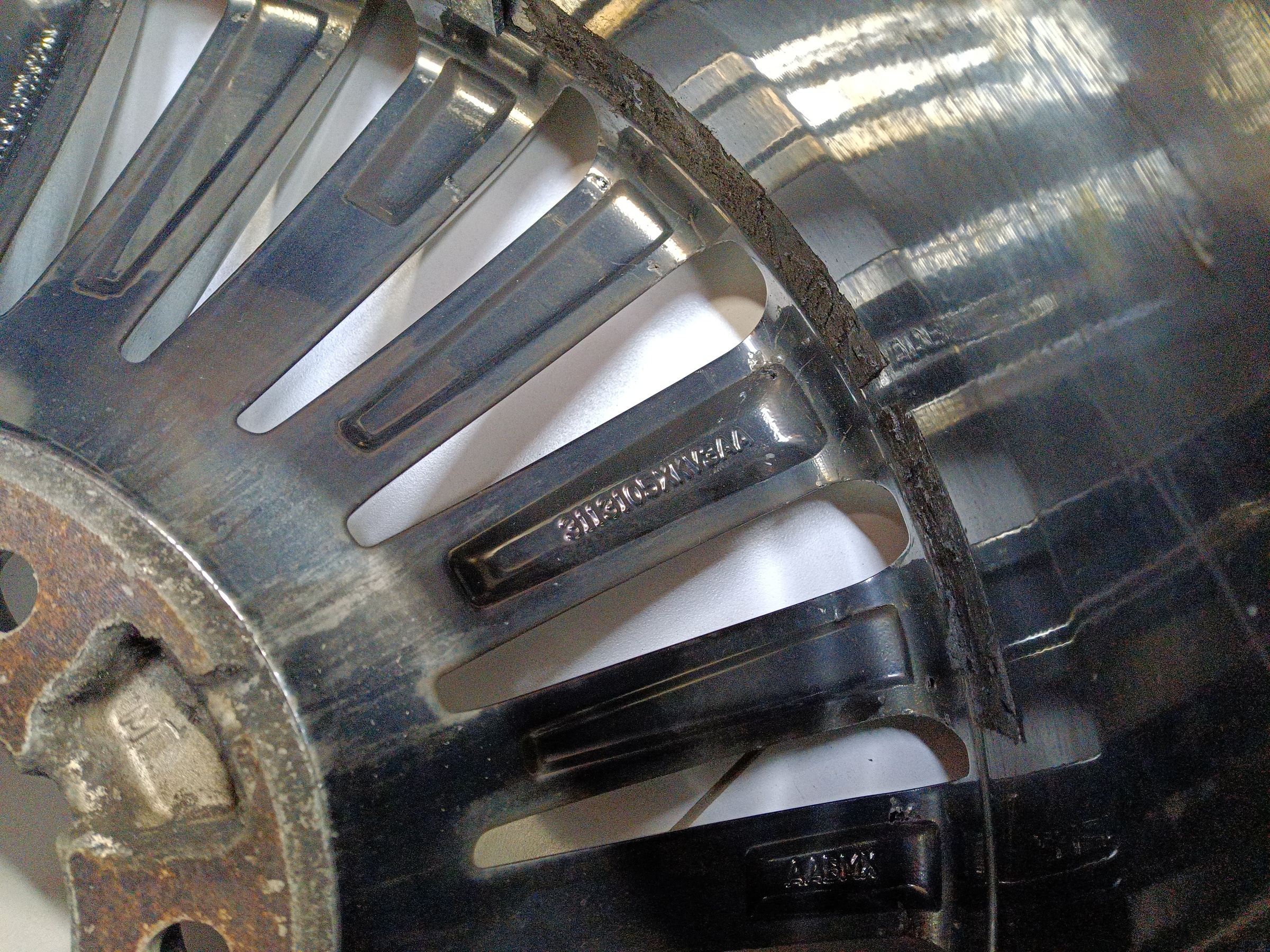 Диск колеса литой Tank 500 R19