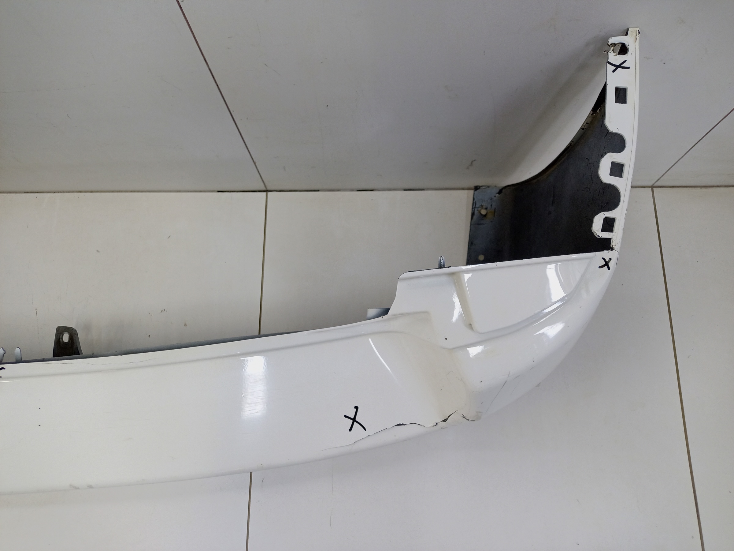 Бампер задний Peugeot Traveller крашеный