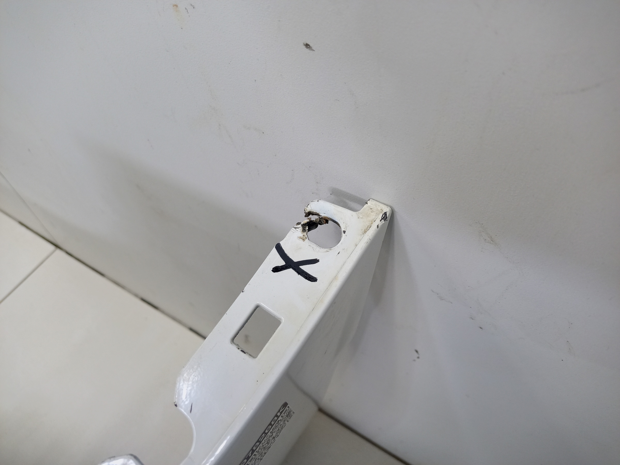 Бампер задний Peugeot Traveller крашеный