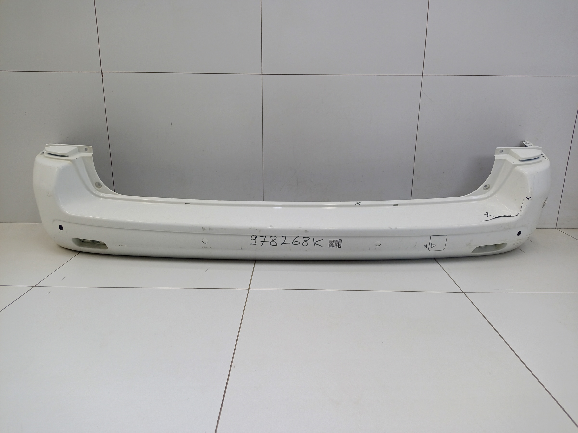 Бампер задний Peugeot Traveller крашеный