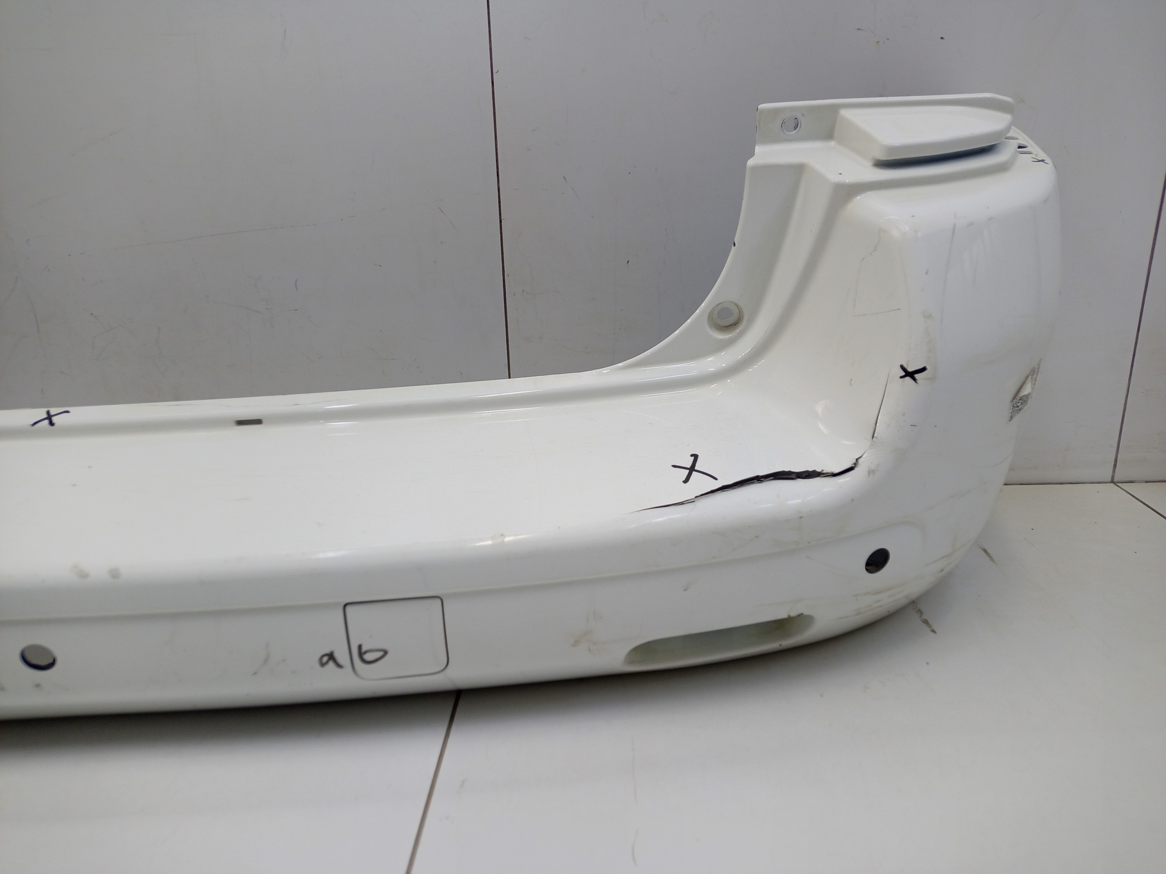 Бампер задний Peugeot Traveller крашеный