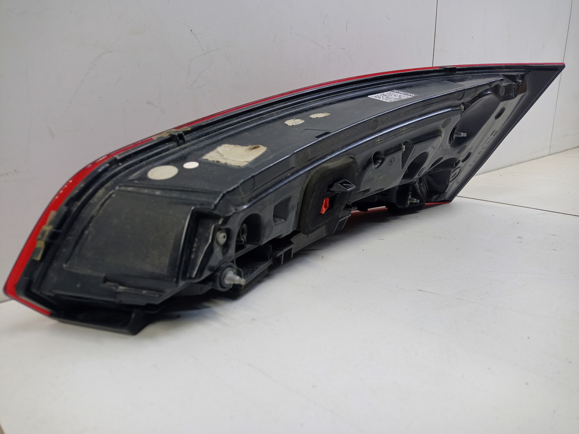 Фонарь задний левый внутренний Audi Q5 2 LED