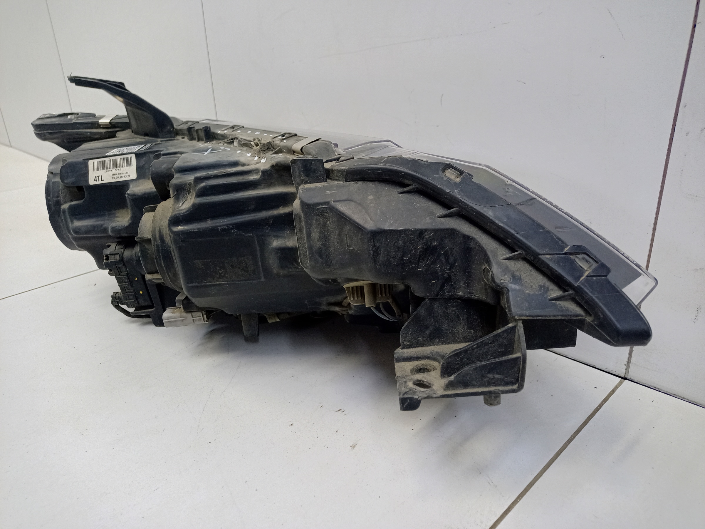 Фара передняя левая Mitsubishi Outlander 3 Restail 2 галоген