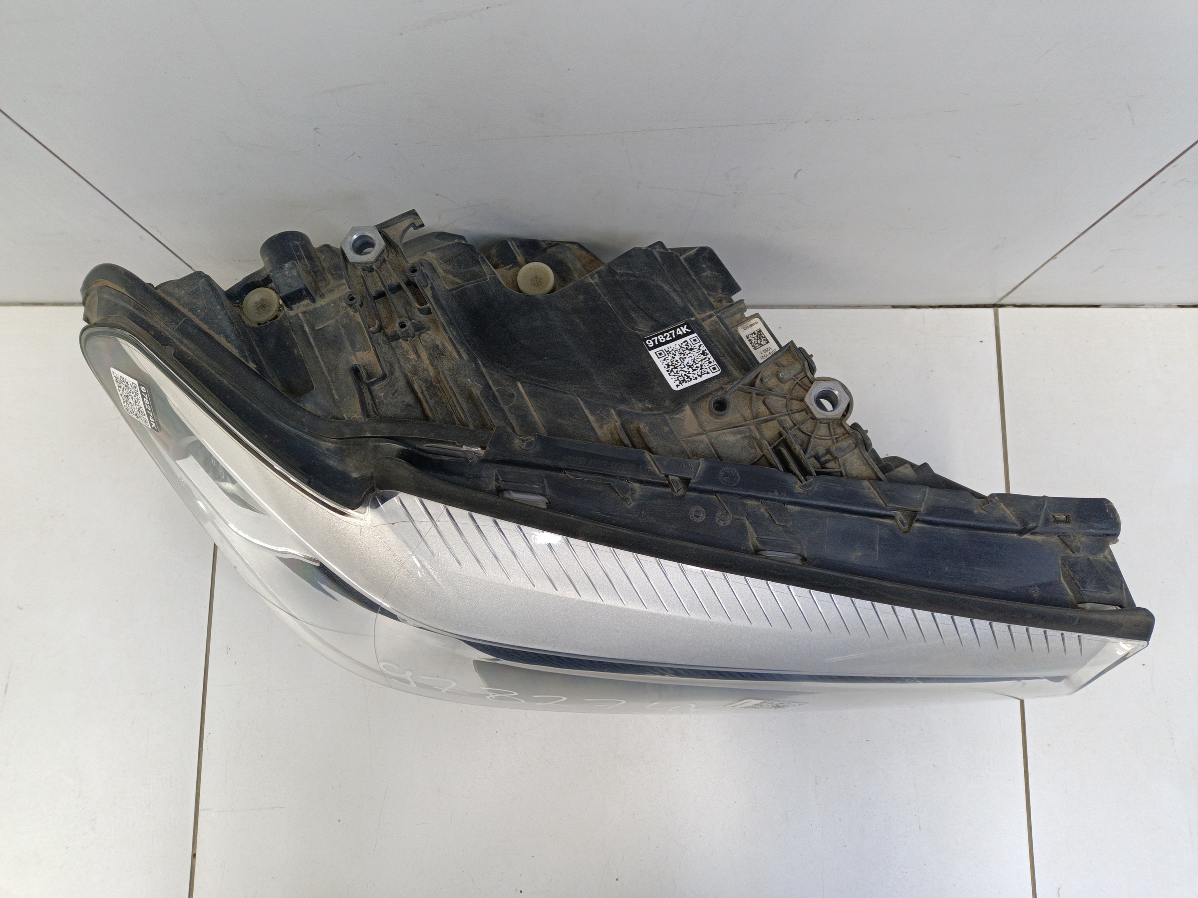 Фара передняя правая BMW 5er G30 LED не адаптив