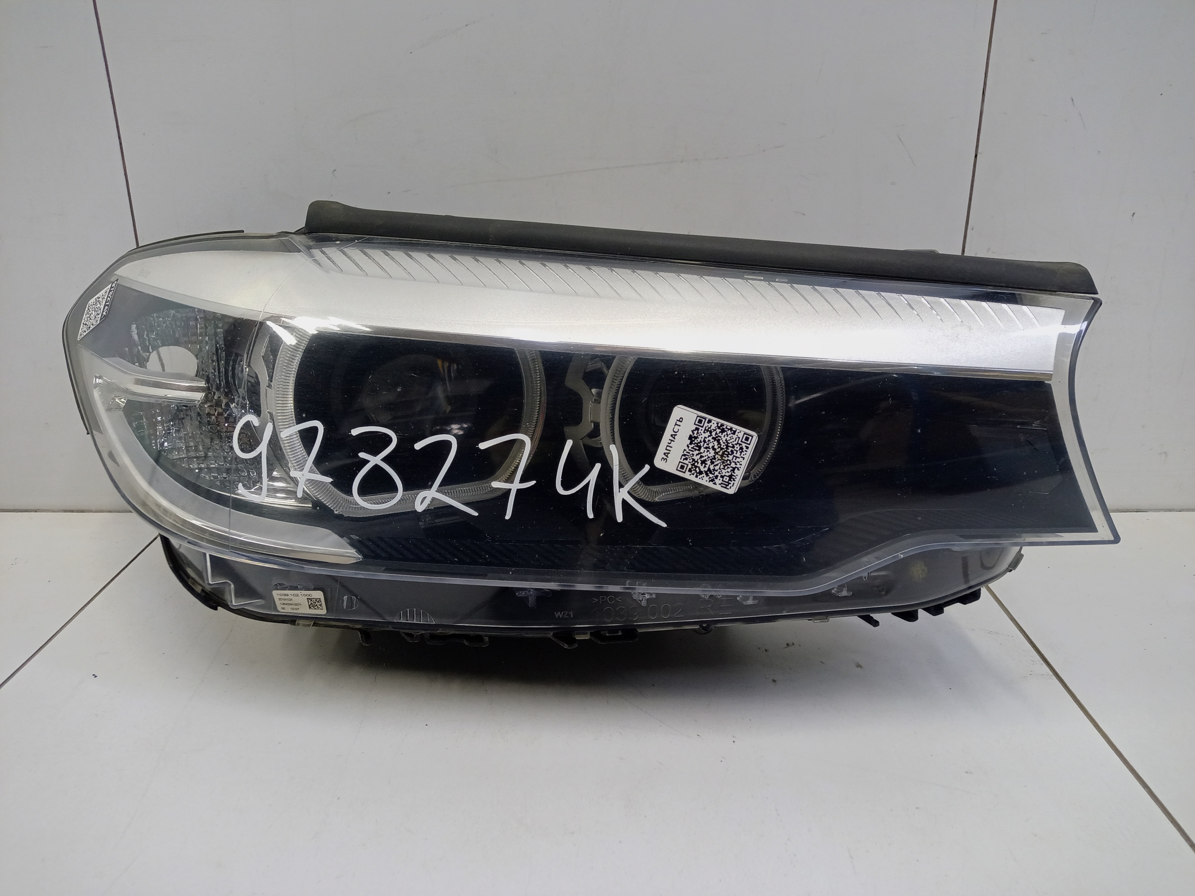 Фара передняя правая BMW 5er G30 LED не адаптив