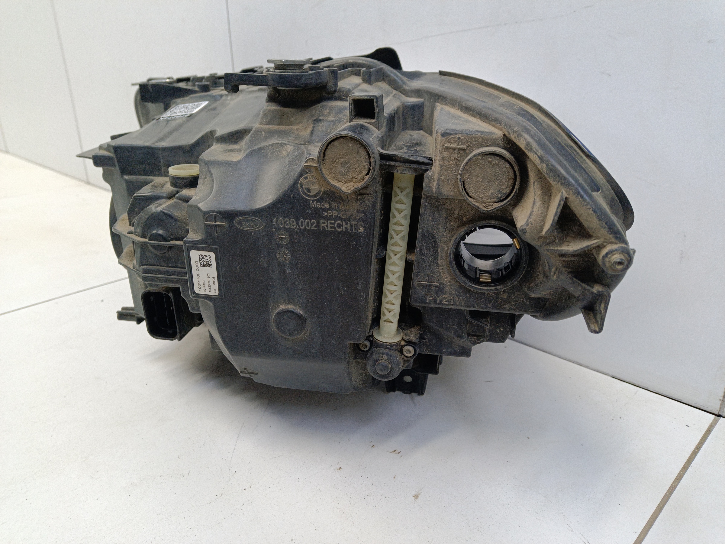 Фара передняя правая BMW 5er G30 LED не адаптив