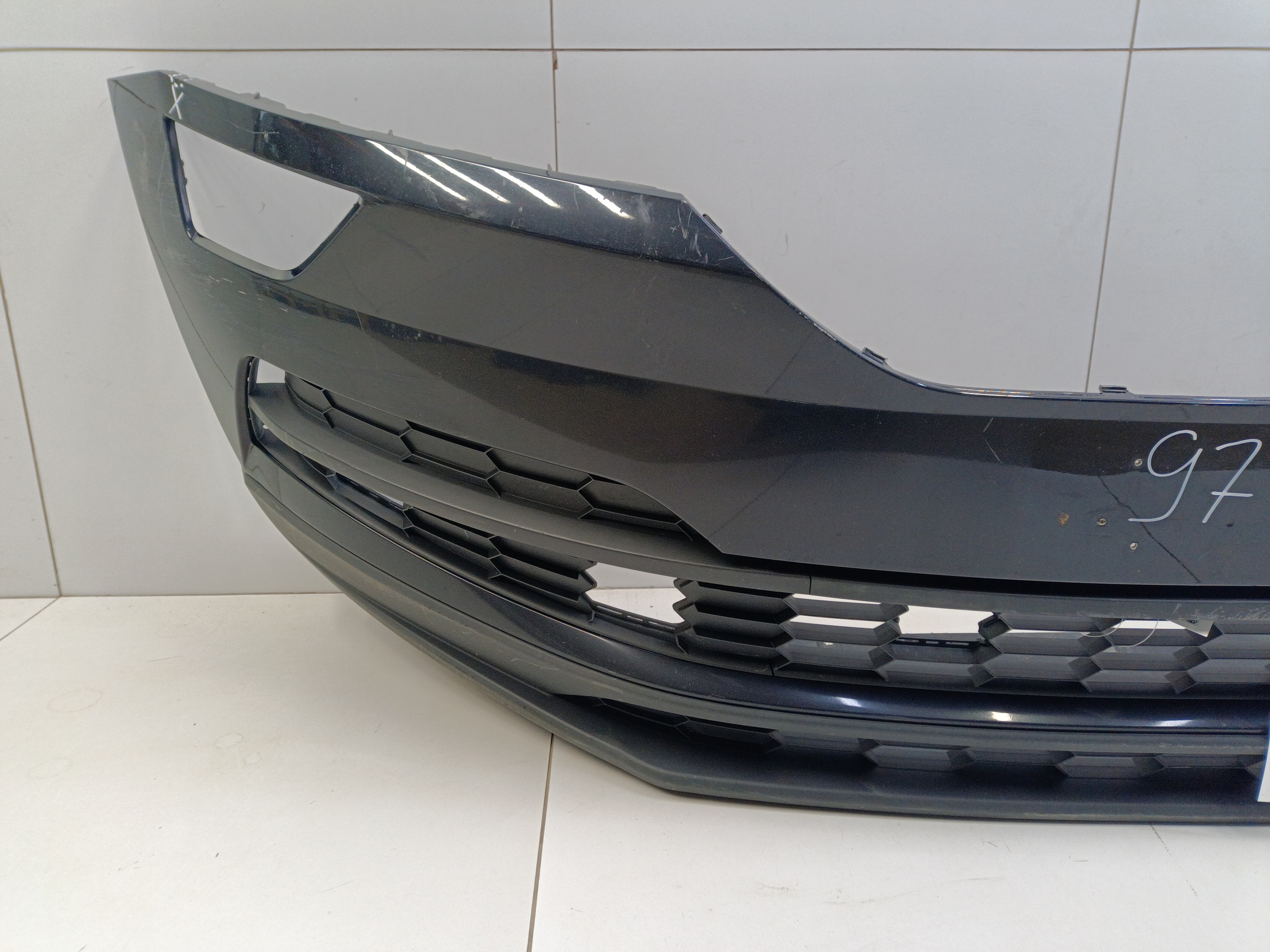 Бампер передний Skoda Karoq