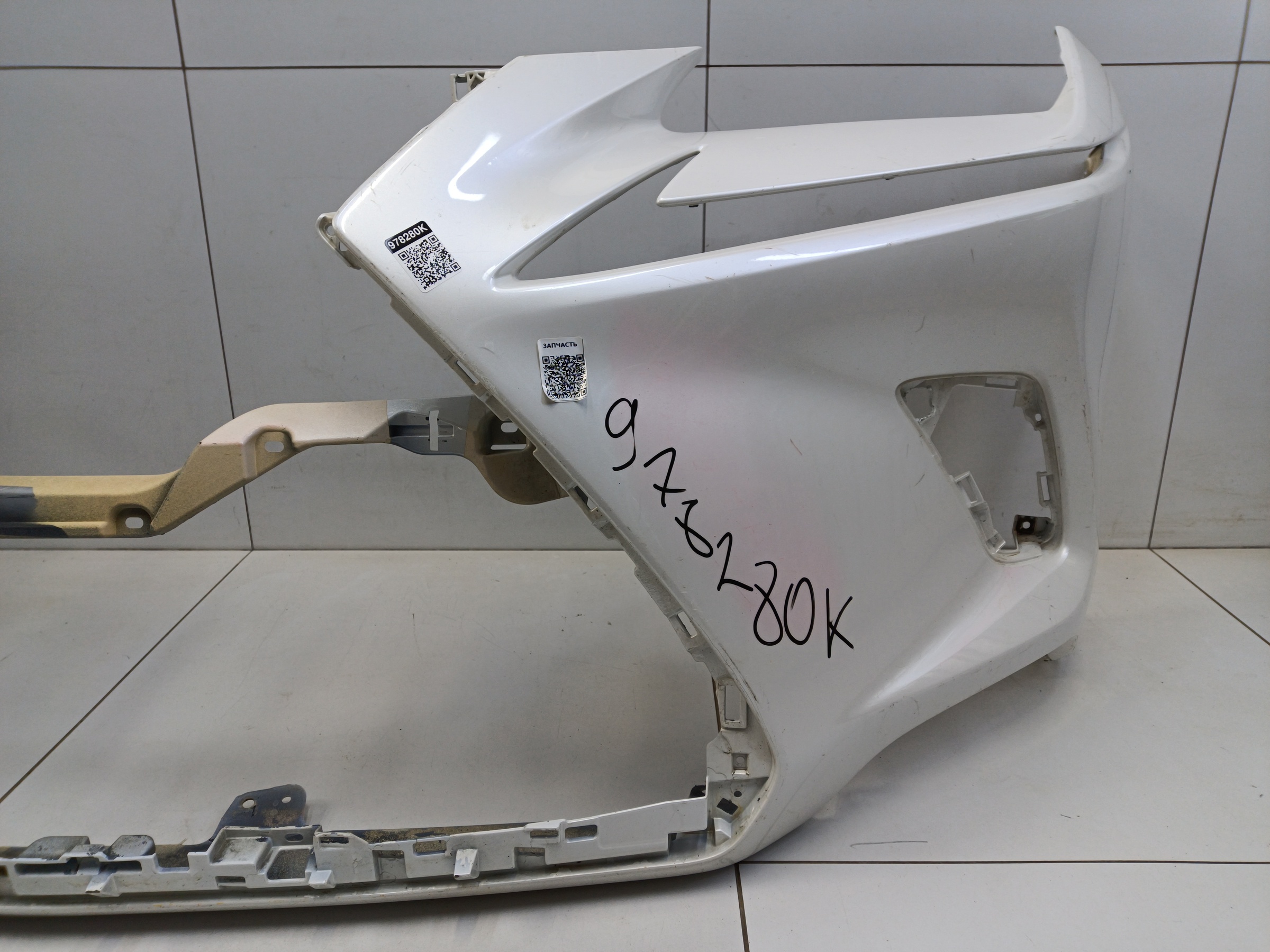 Бампер передний Lexus NX Restail