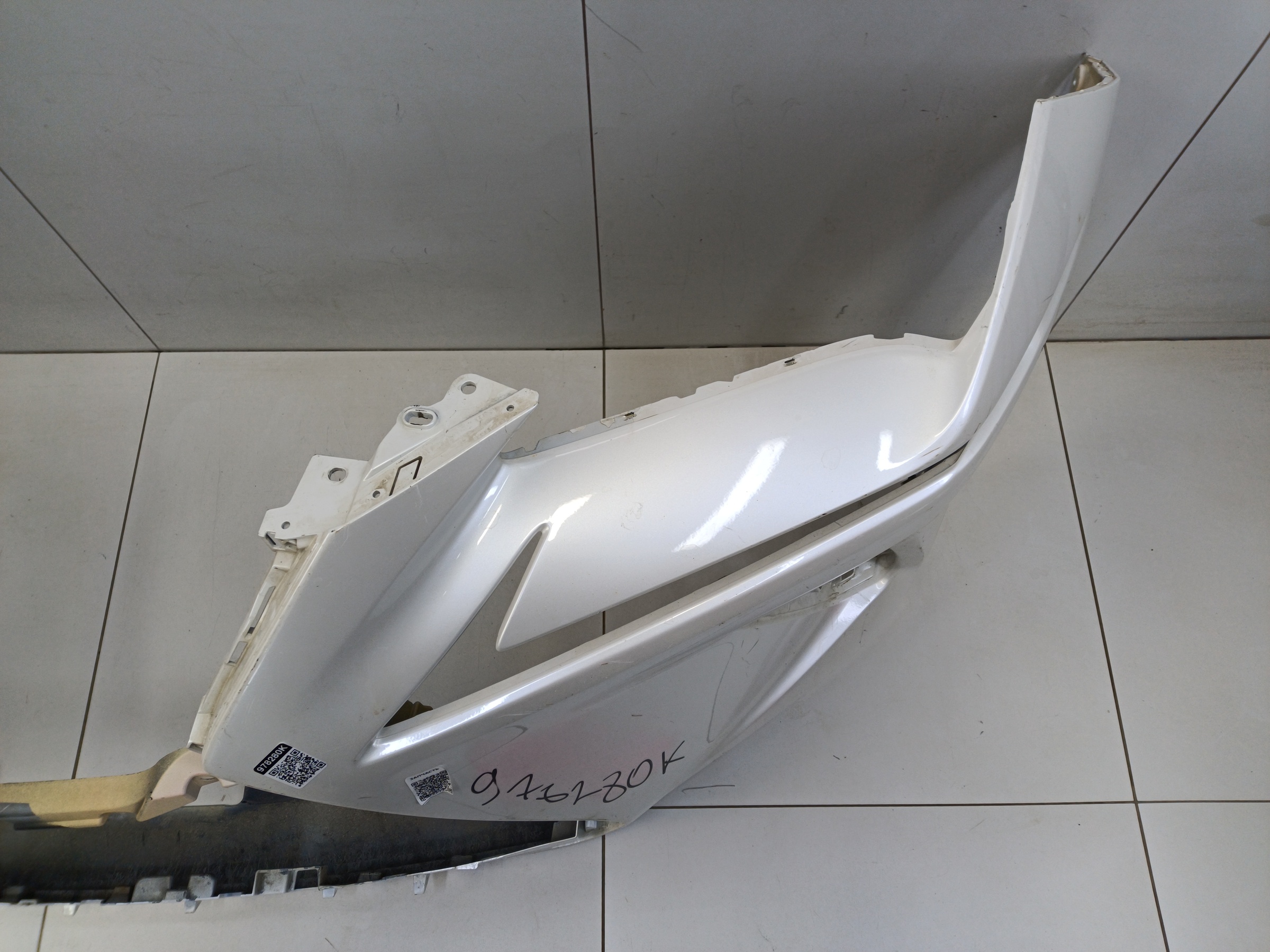 Бампер передний Lexus NX Restail