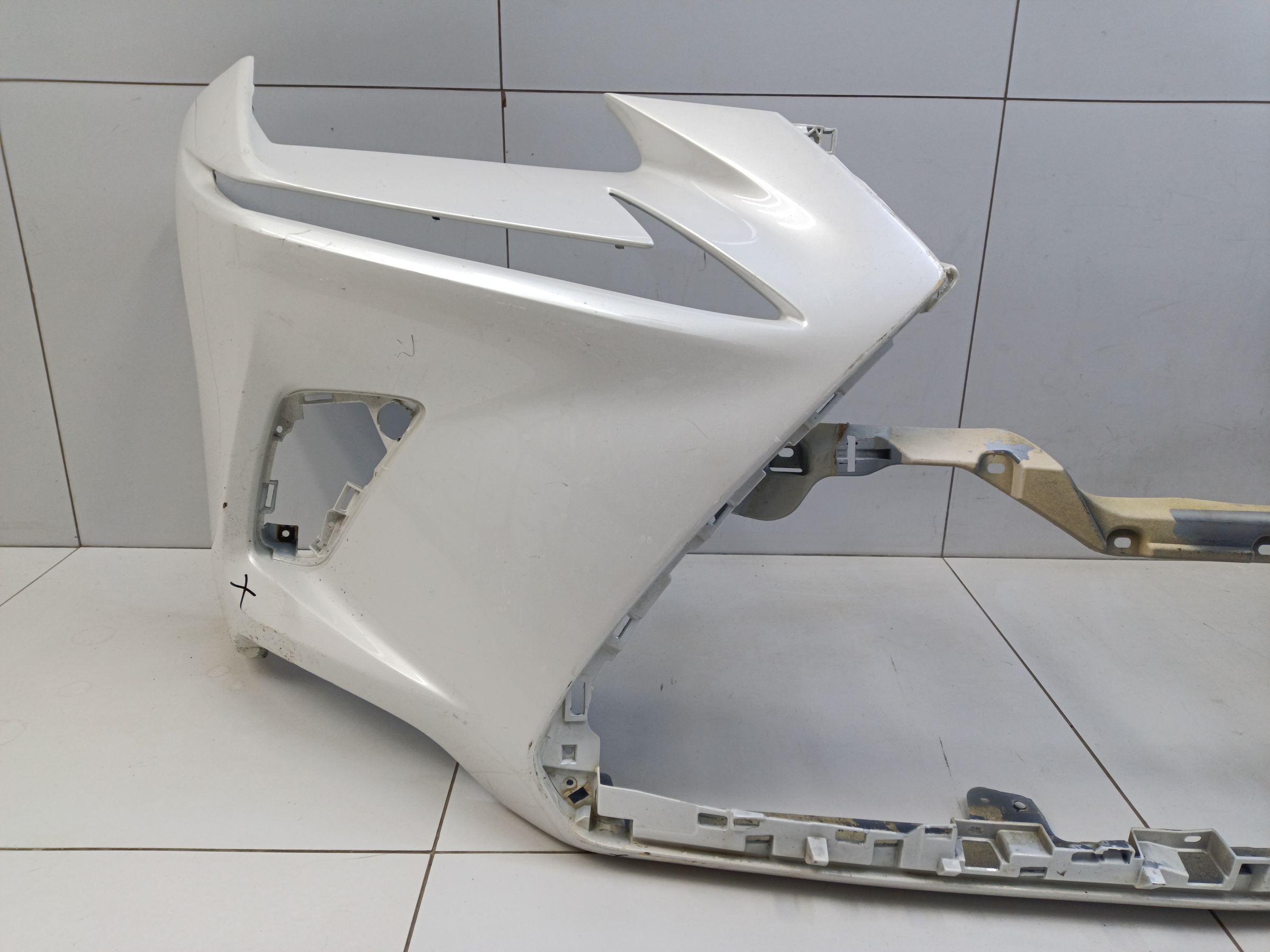 Бампер передний Lexus NX Restail