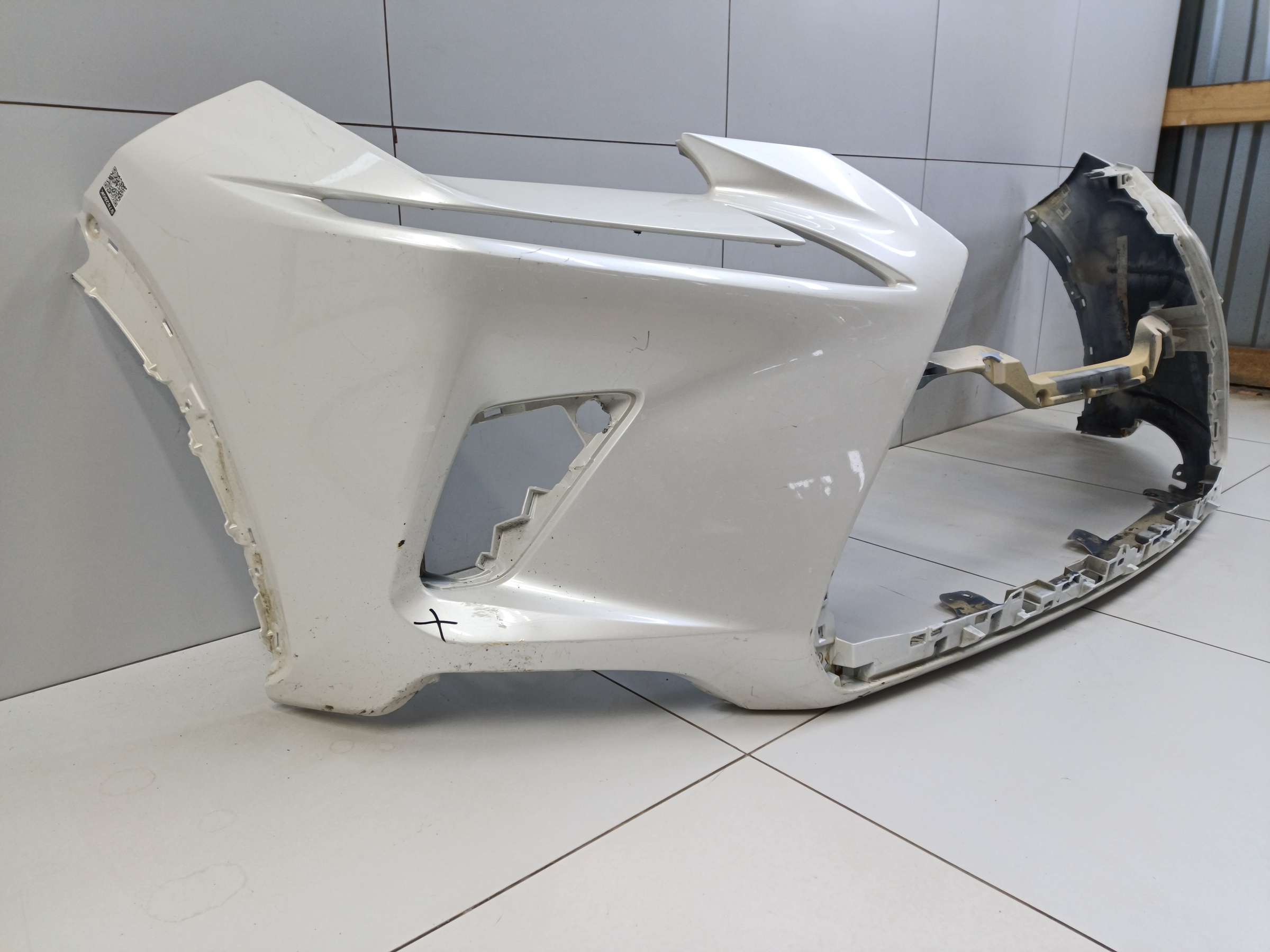 Бампер передний Lexus NX Restail