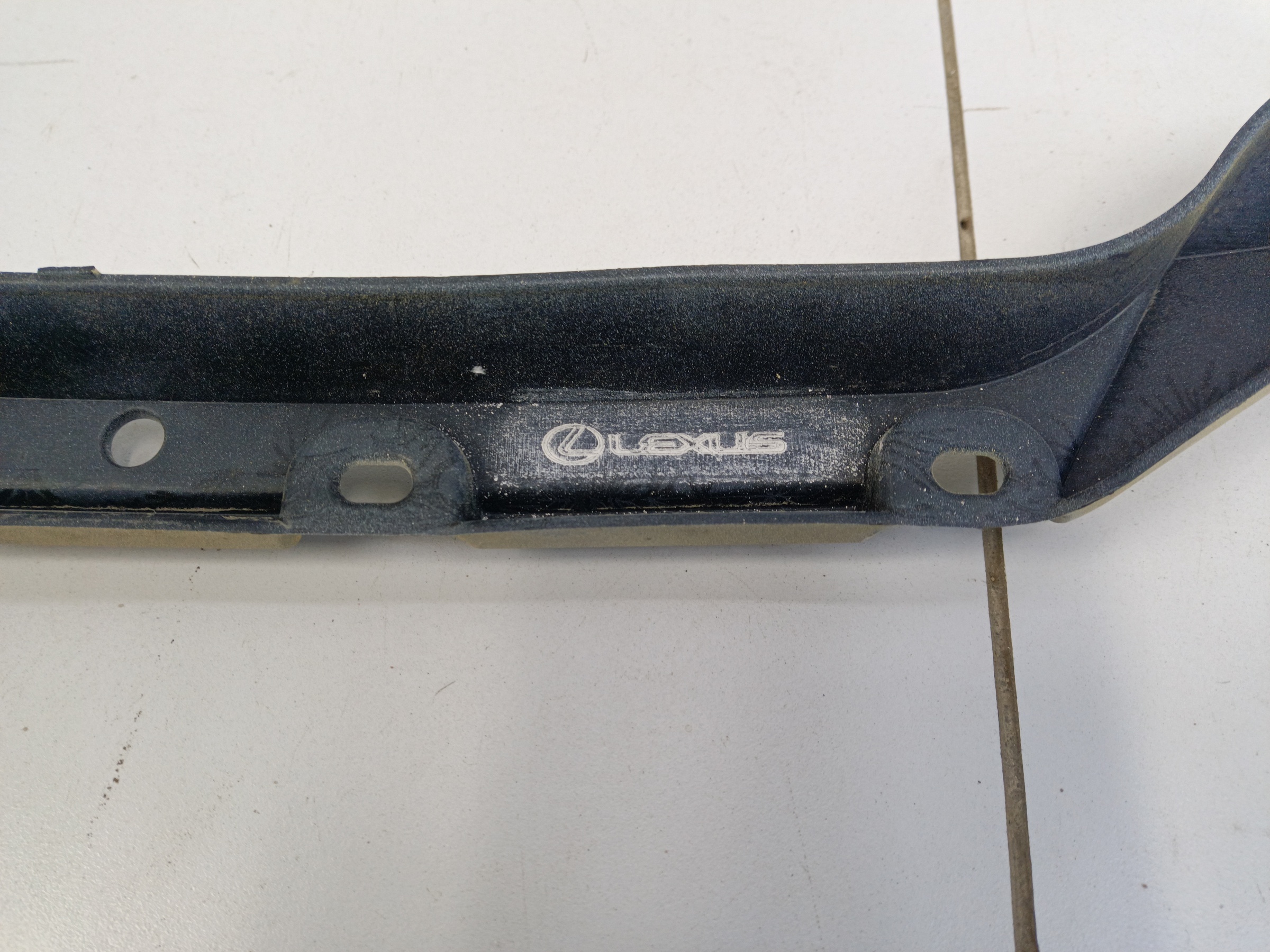 Бампер передний Lexus NX Restail