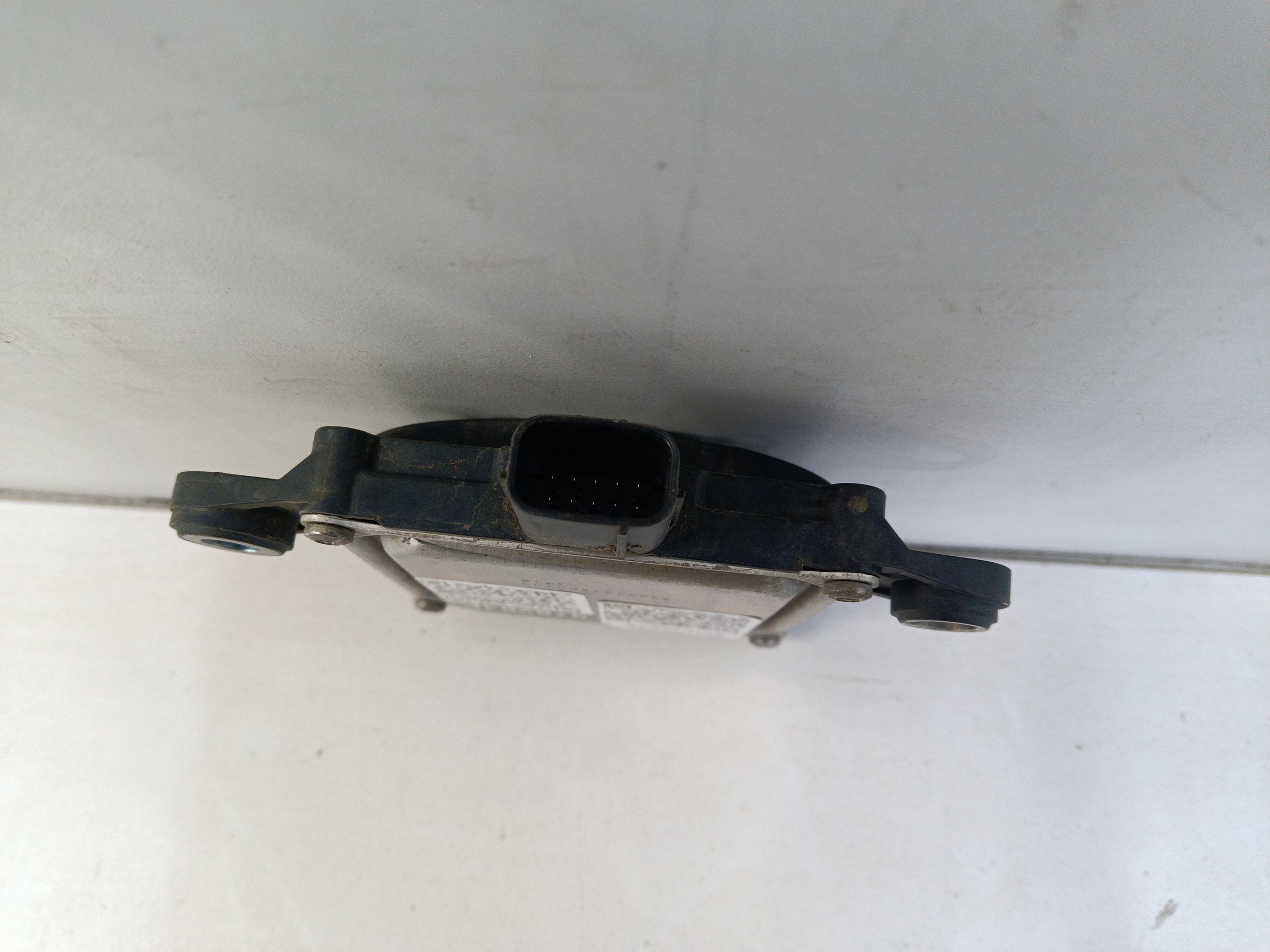 Датчик слепых зон задний левый Toyota Land Cruiser 200 Restail 2