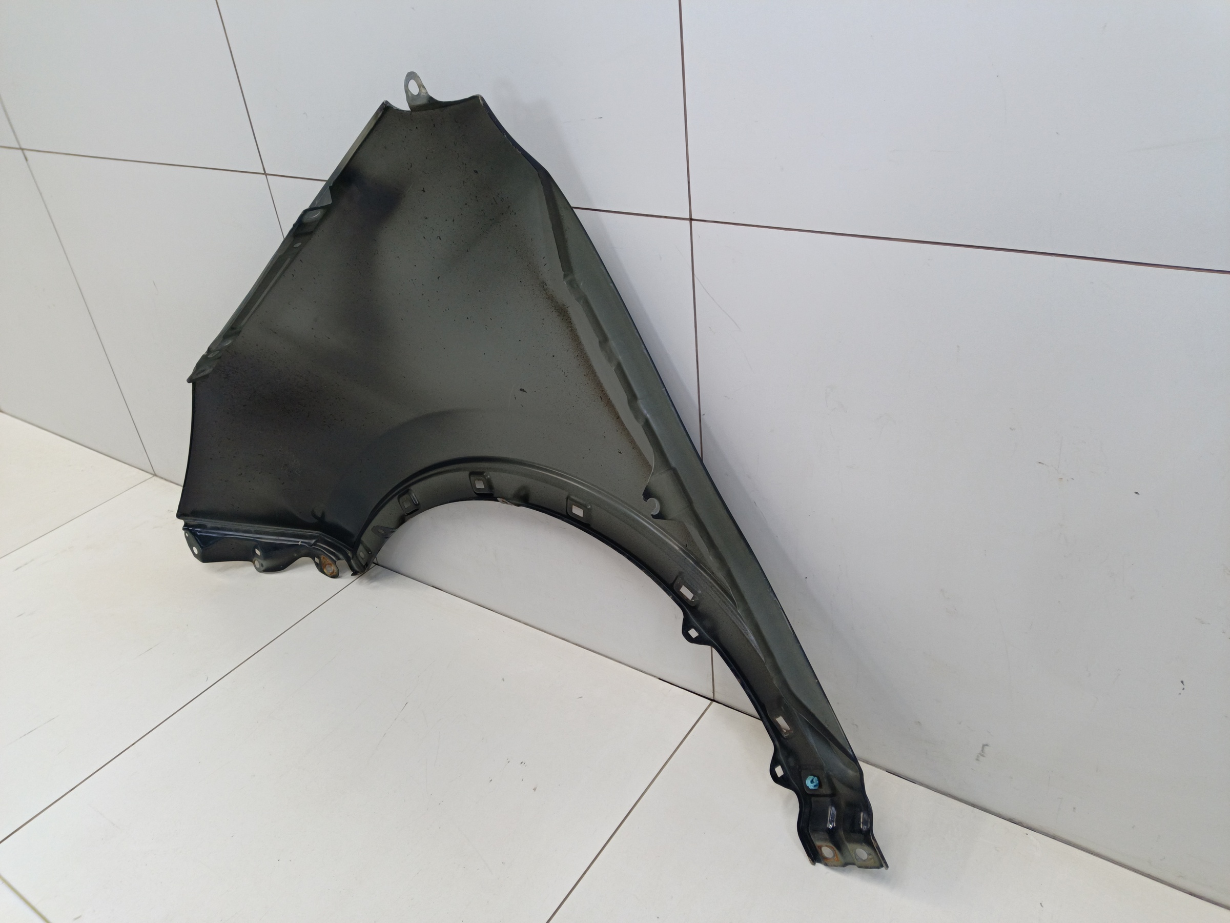 Крыло переднее правое Kia Sportage 4