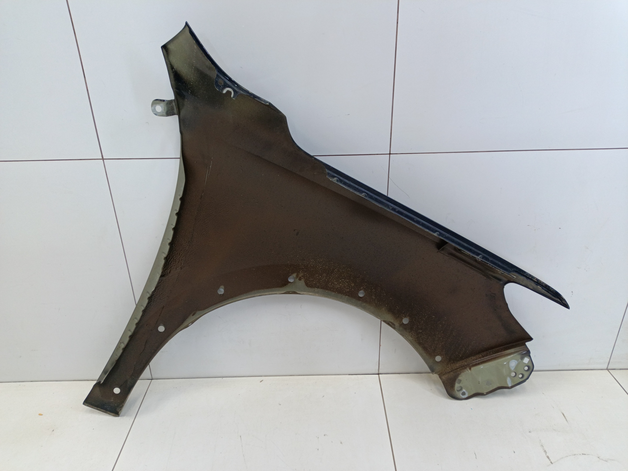 Крыло переднее левое Haval Jolion Restail