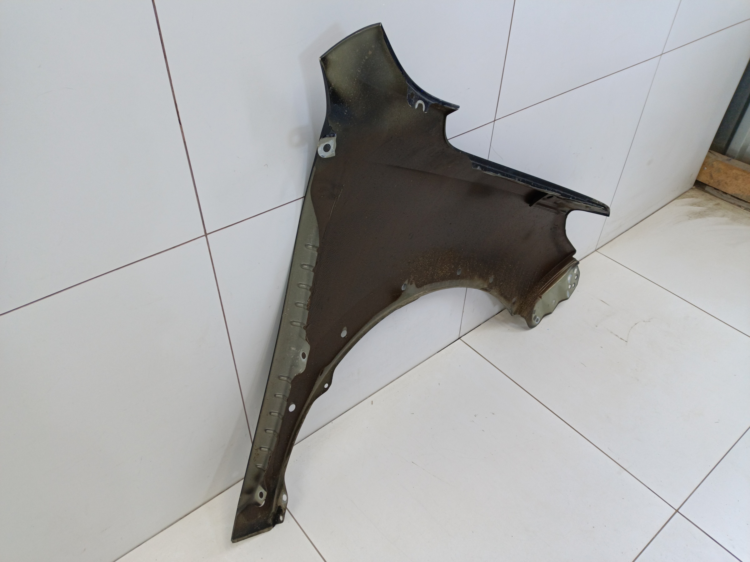 Крыло переднее левое Haval Jolion Restail