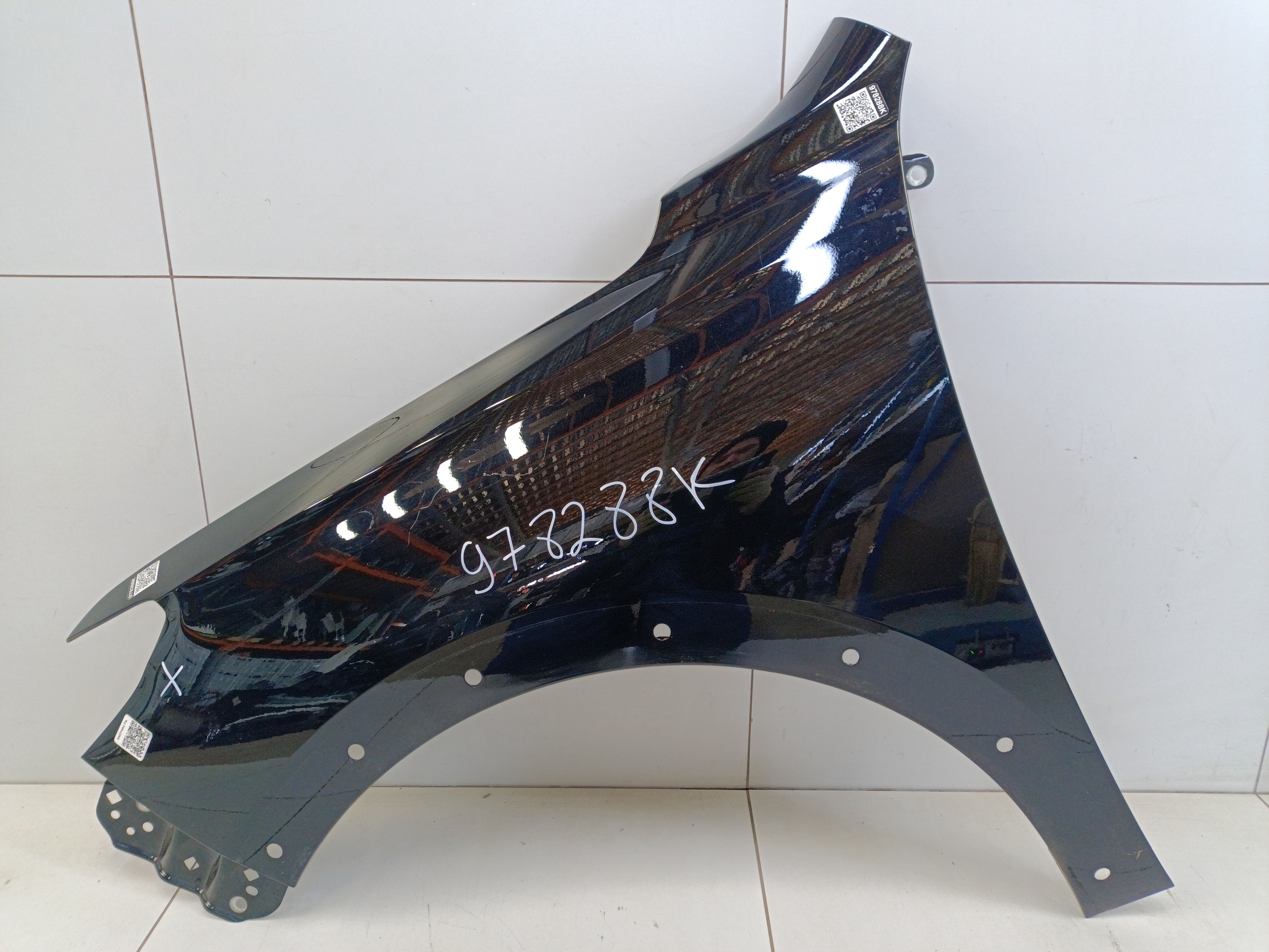 Крыло переднее левое Haval Jolion Restail