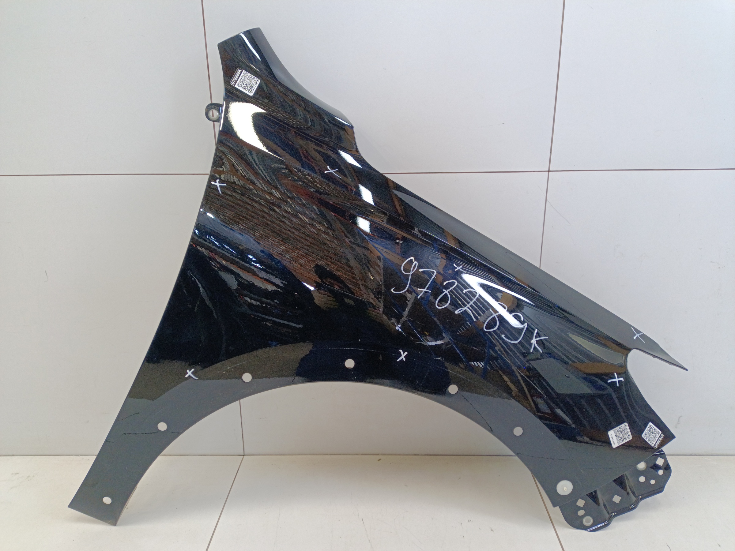 Крыло переднее правое Haval Jolion Restail