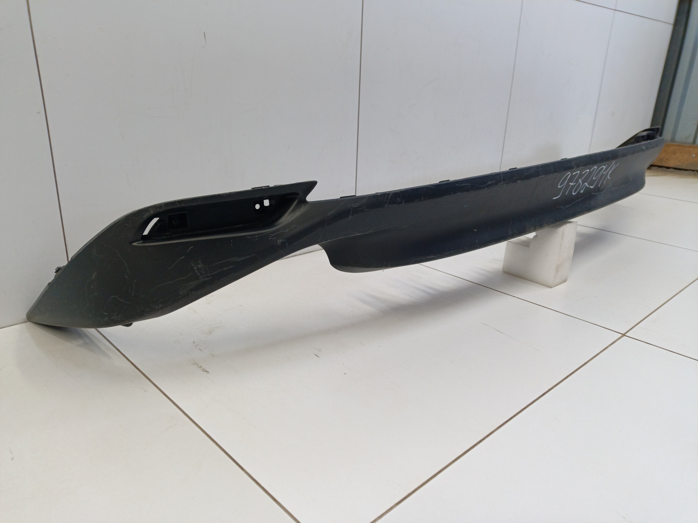 Юбка заднего бампера Toyota Camry V70