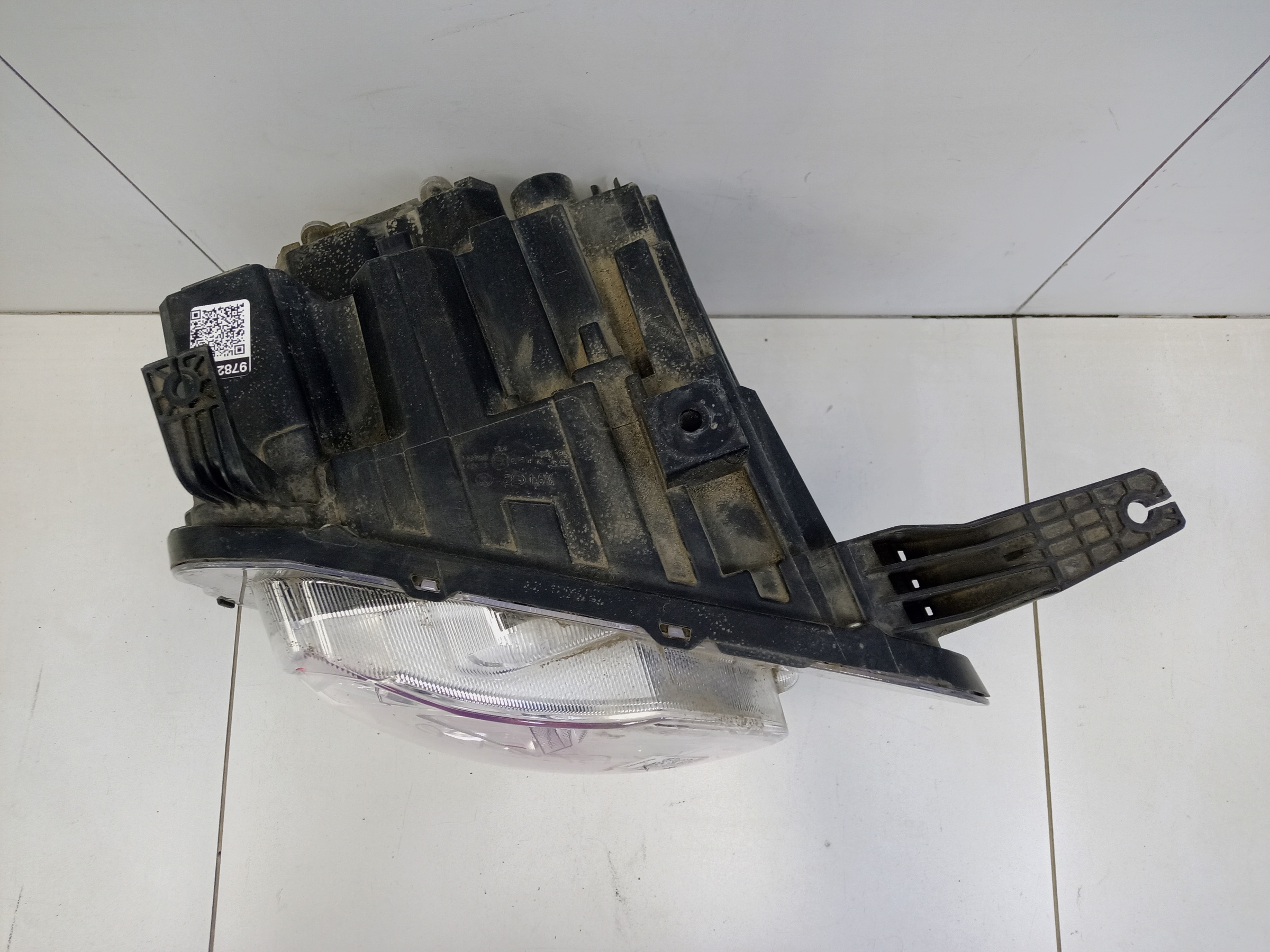 Фара передняя правая Haval H3 LED