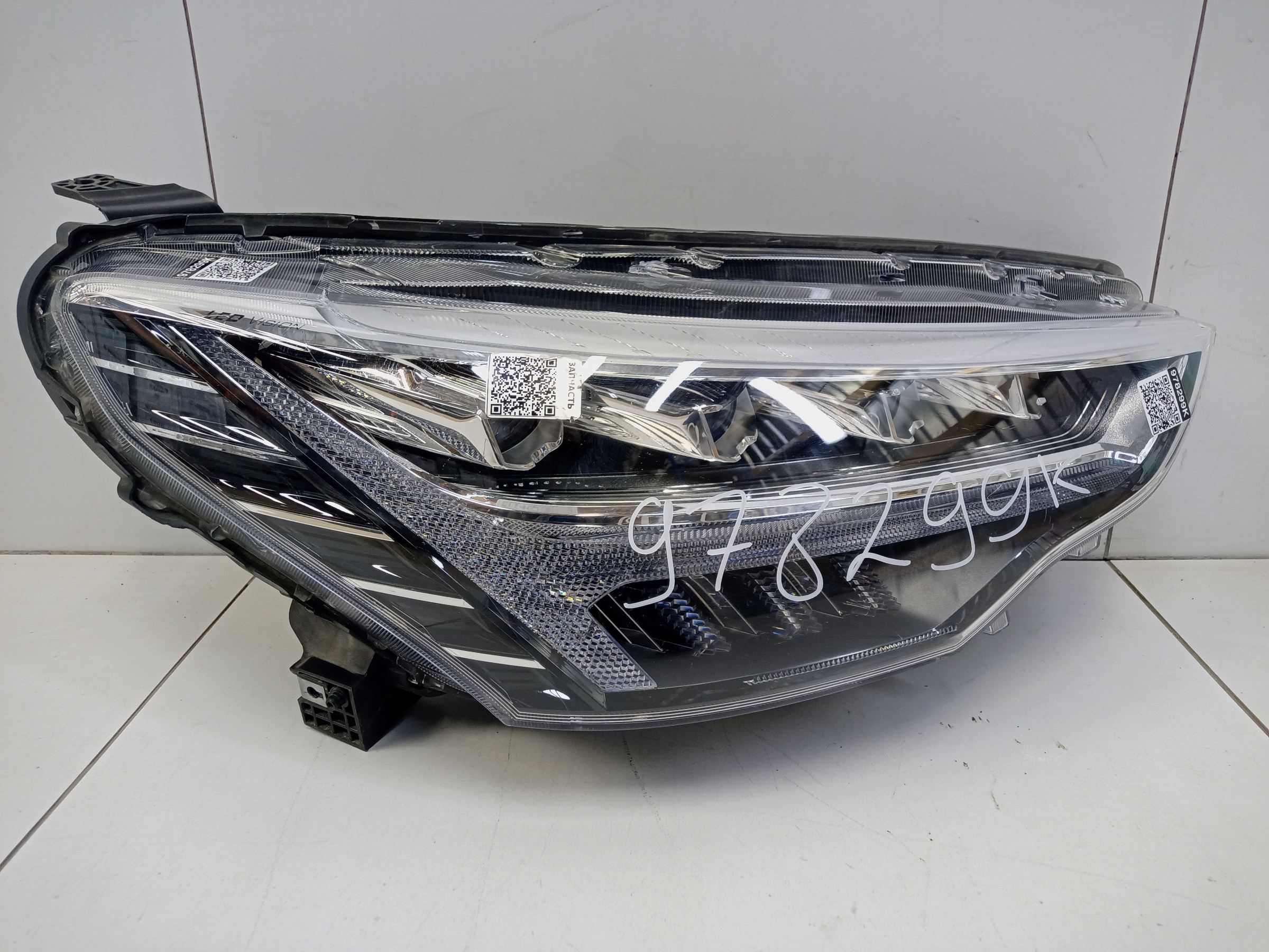 Фара передняя правая Haval Jolion LED