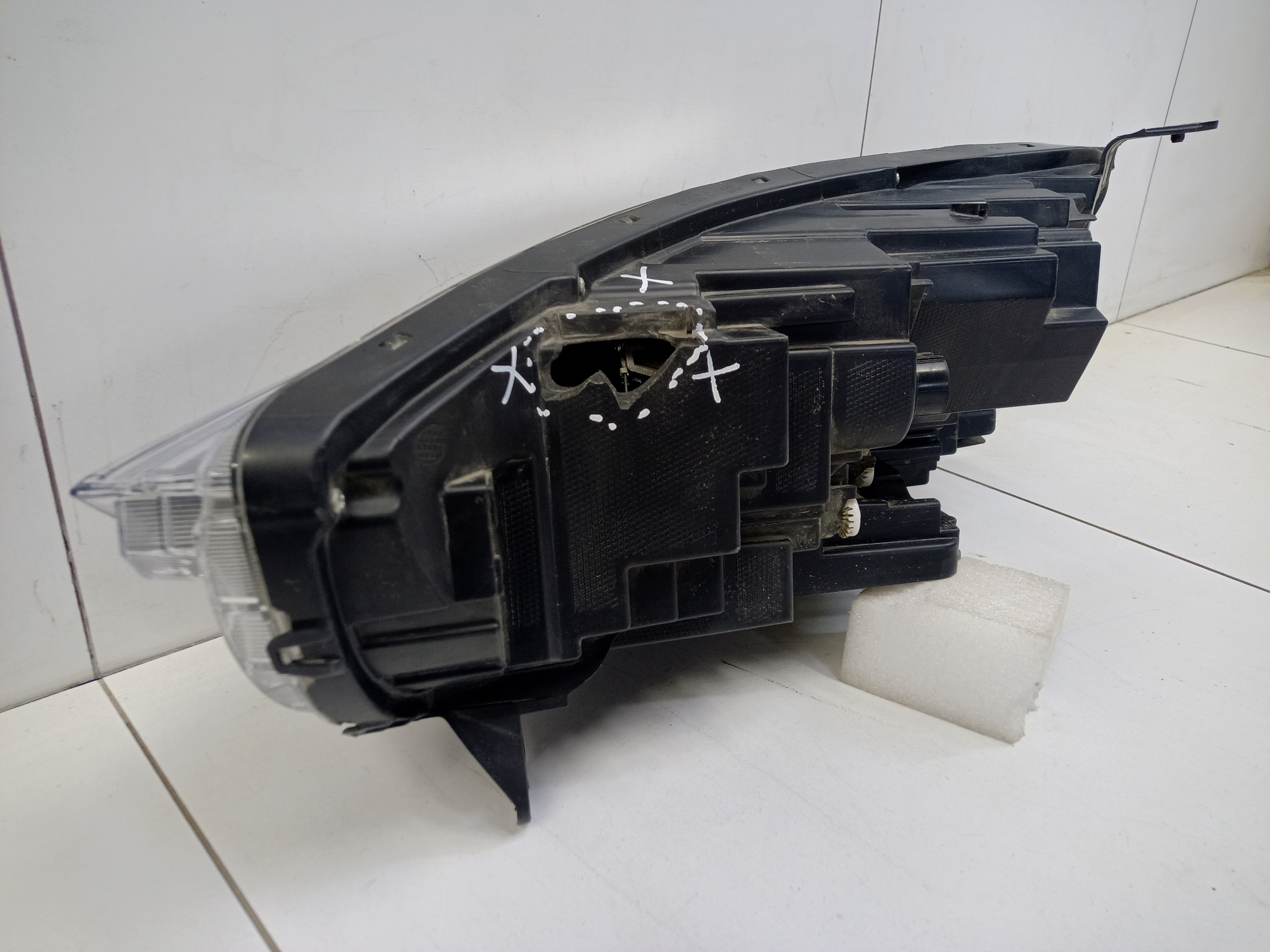 Фара передняя правая Haval Jolion LED