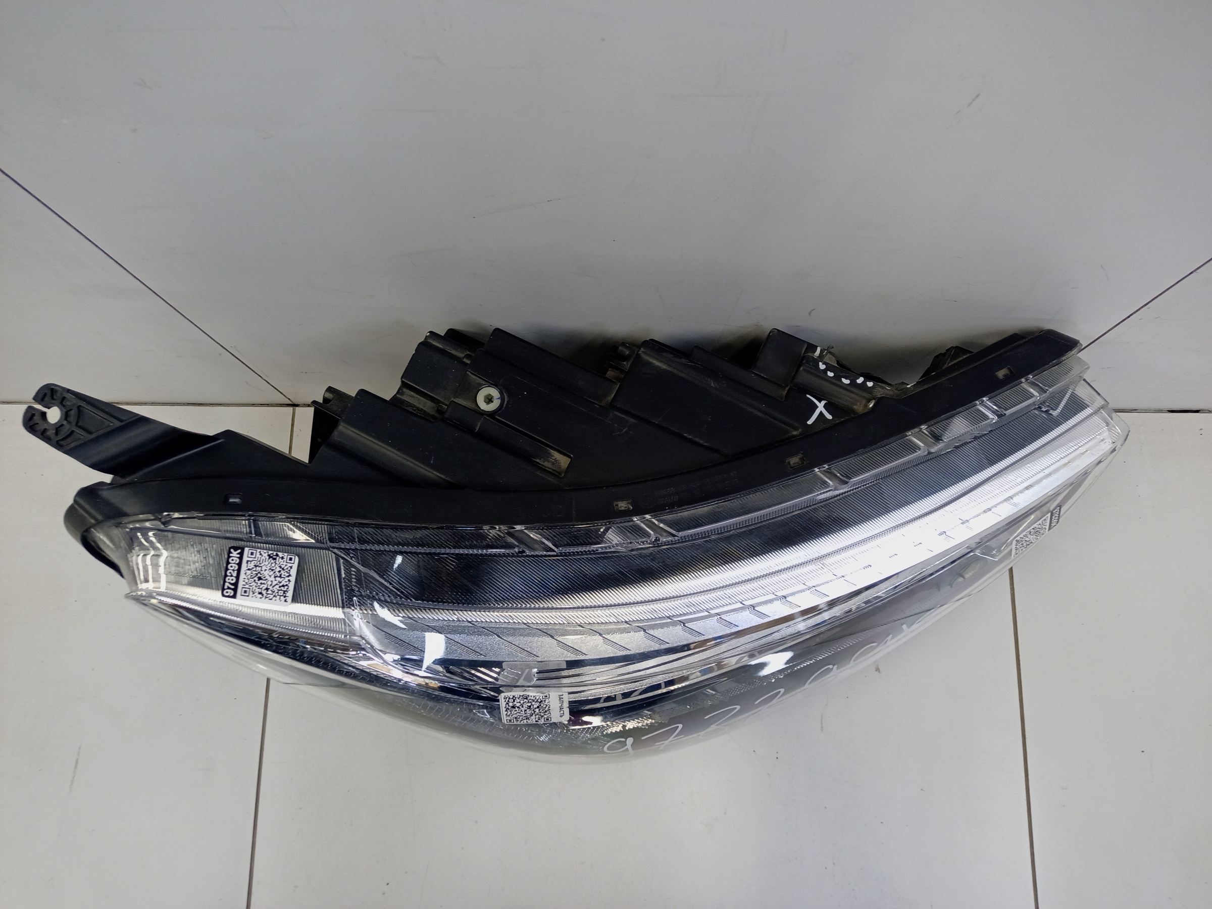 Фара передняя правая Haval Jolion LED