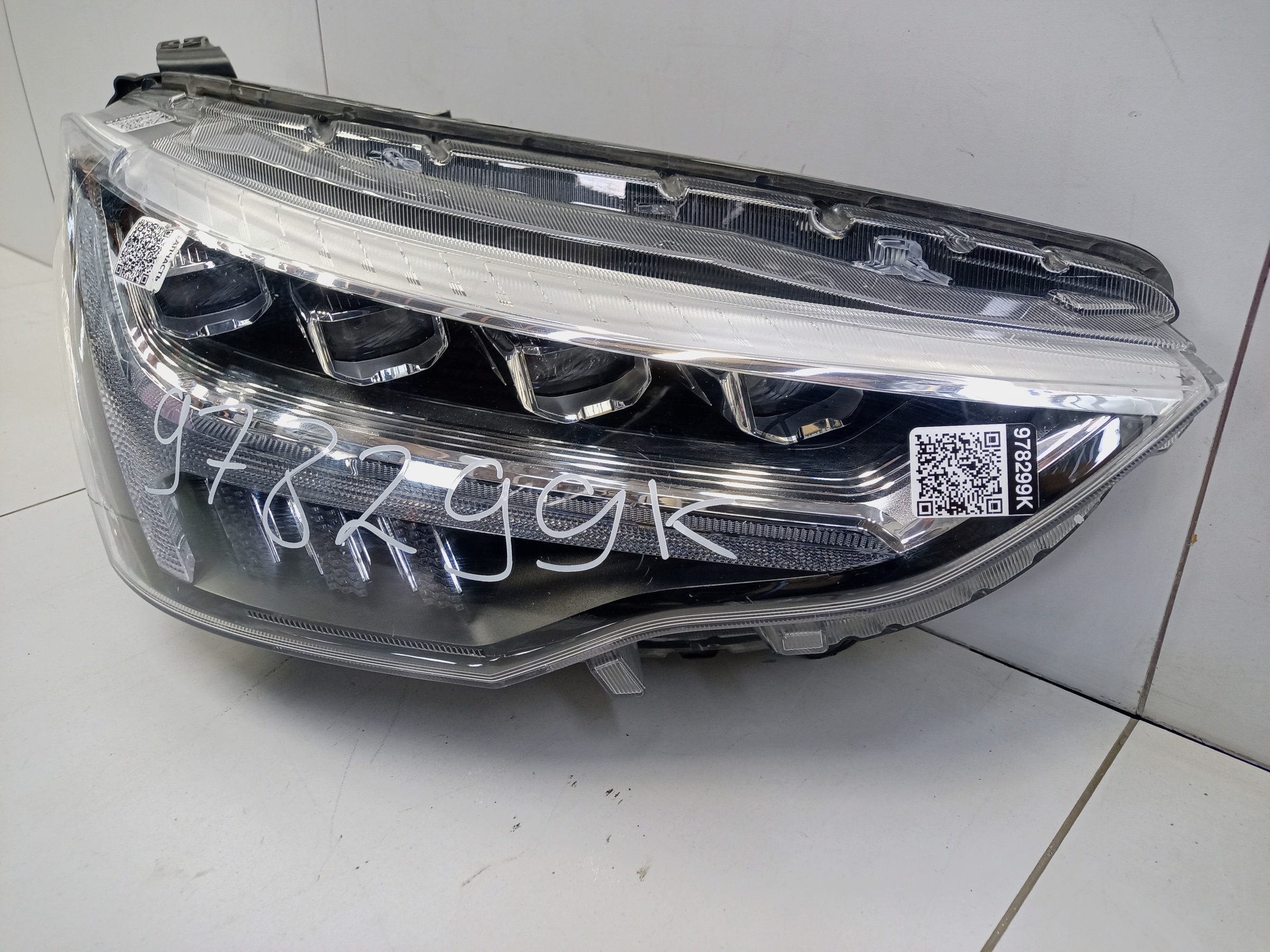 Фара передняя правая Haval Jolion LED