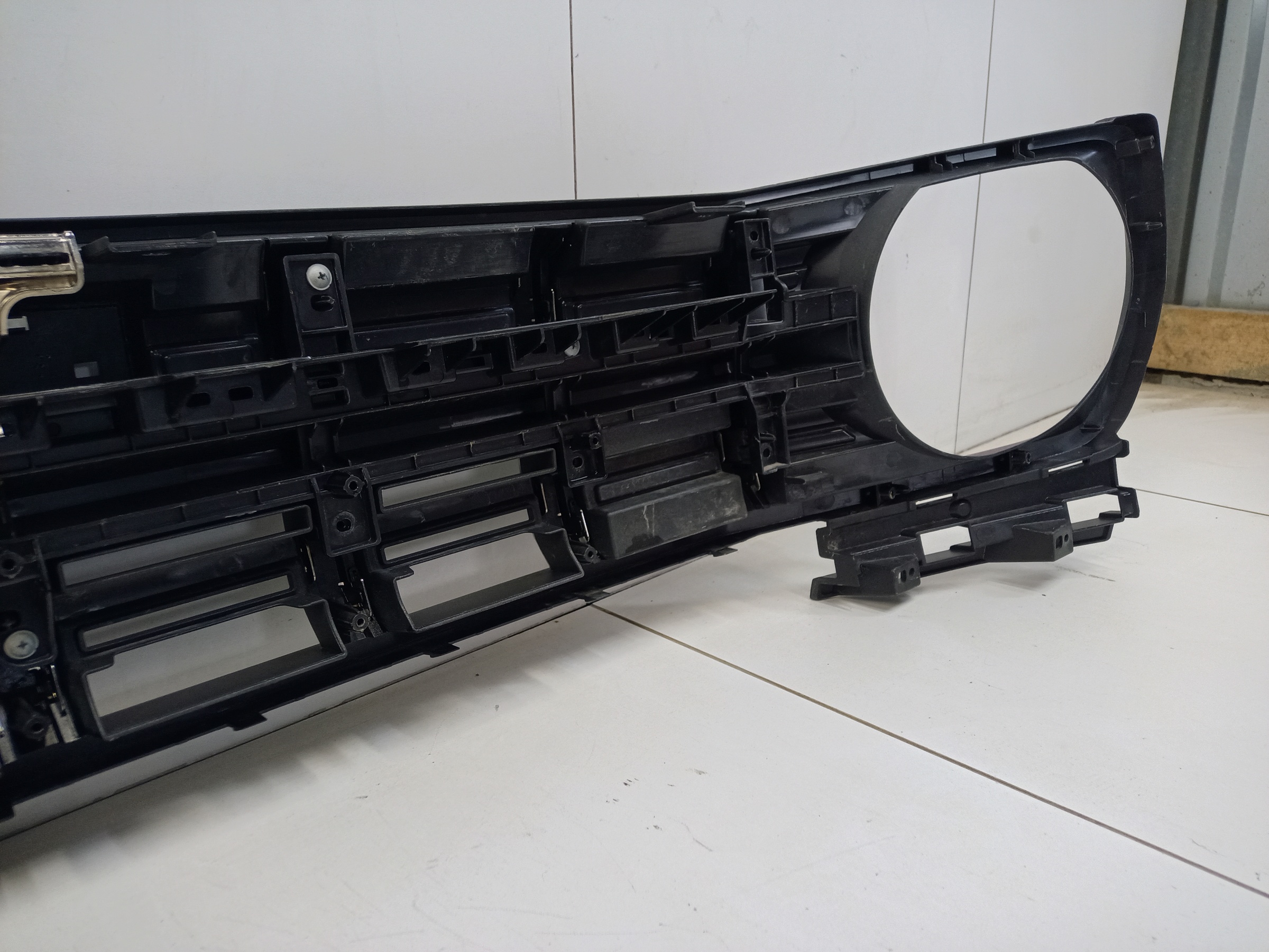 Решетка радиатора Haval H3