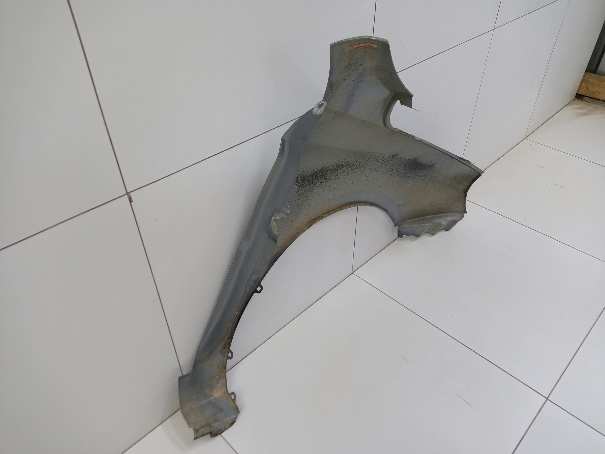 Крыло переднее левое Lada Vesta