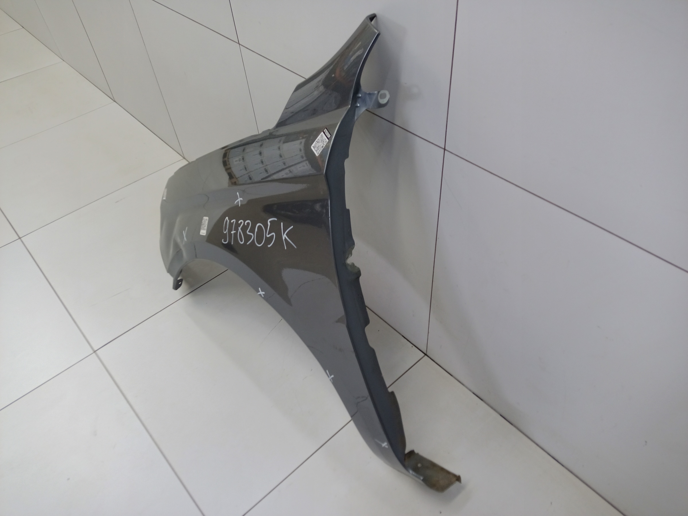 Крыло переднее левое Lada Vesta