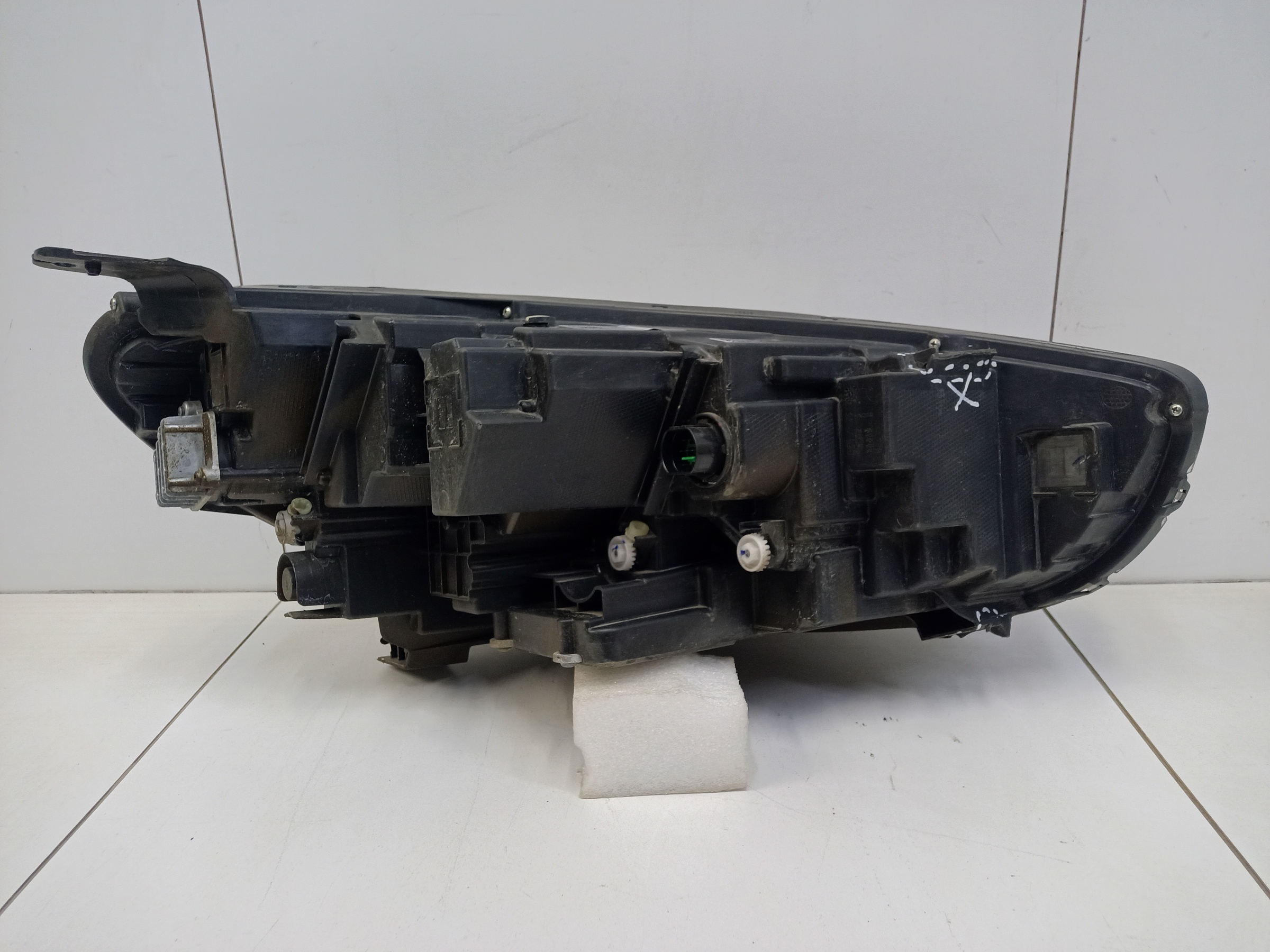 Фара передняя левая Haval Jolion LED