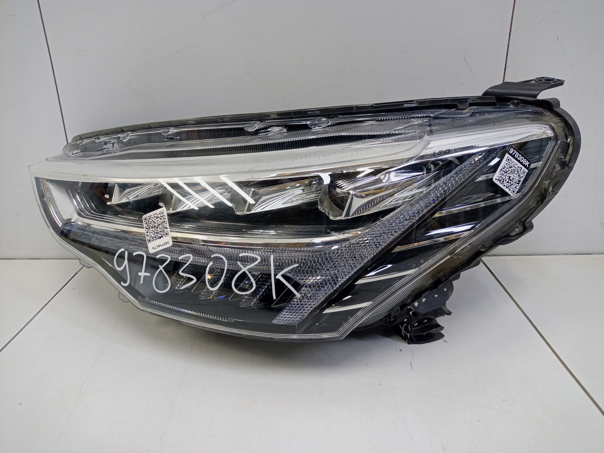 Фара передняя левая Haval Jolion LED