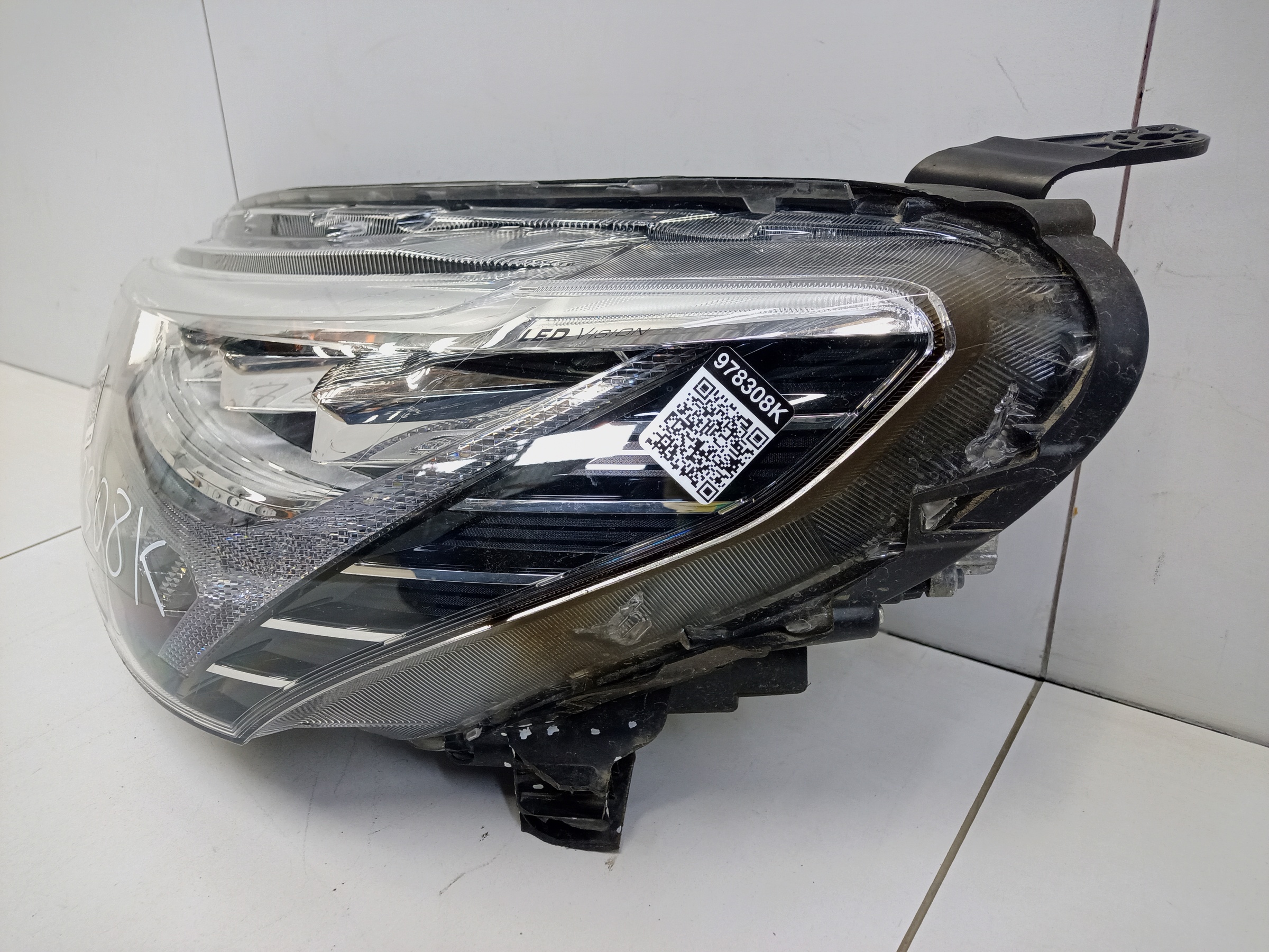 Фара передняя левая Haval Jolion LED