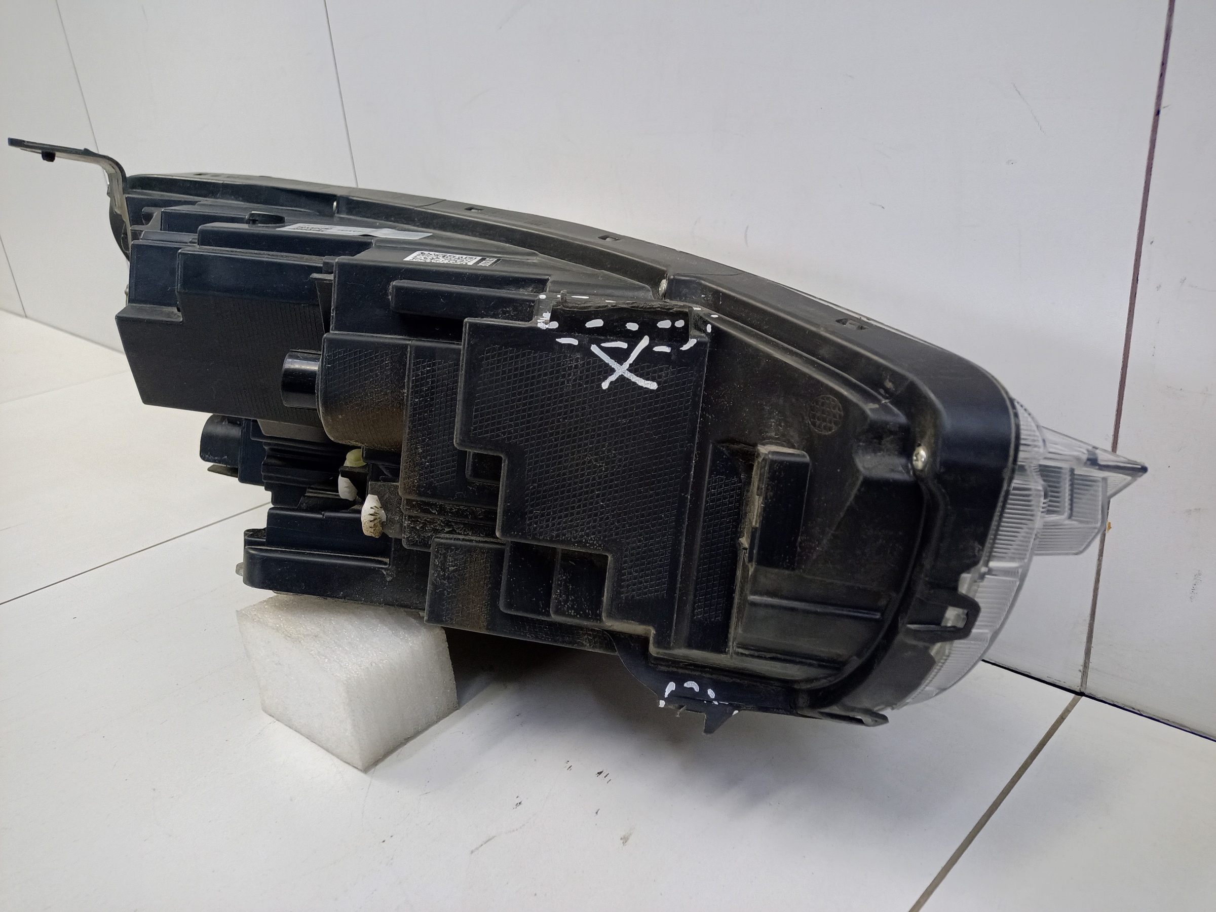 Фара передняя левая Haval Jolion LED