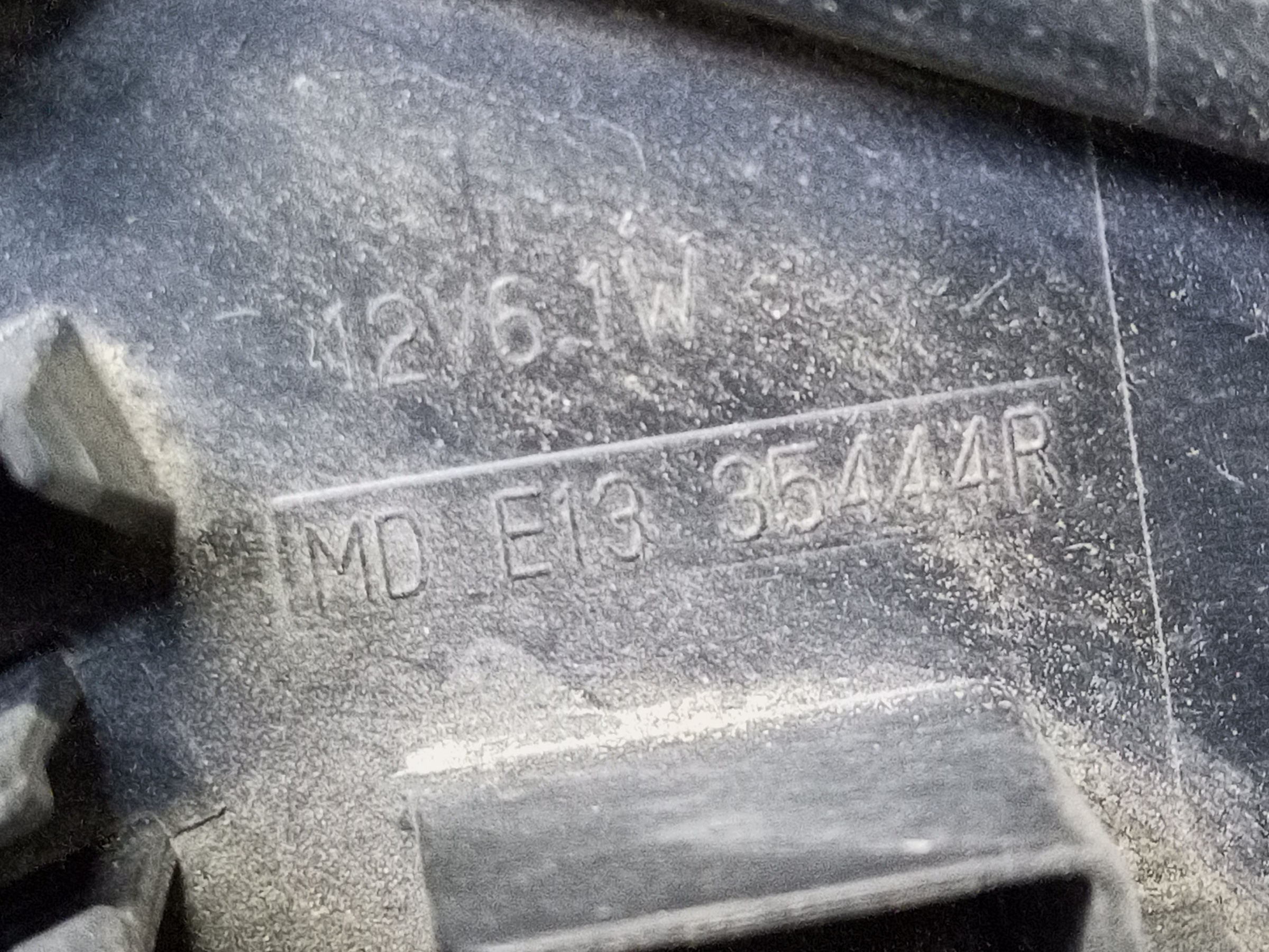 Фара ПТФ передняя правая Lexus RX 4 Restail LED